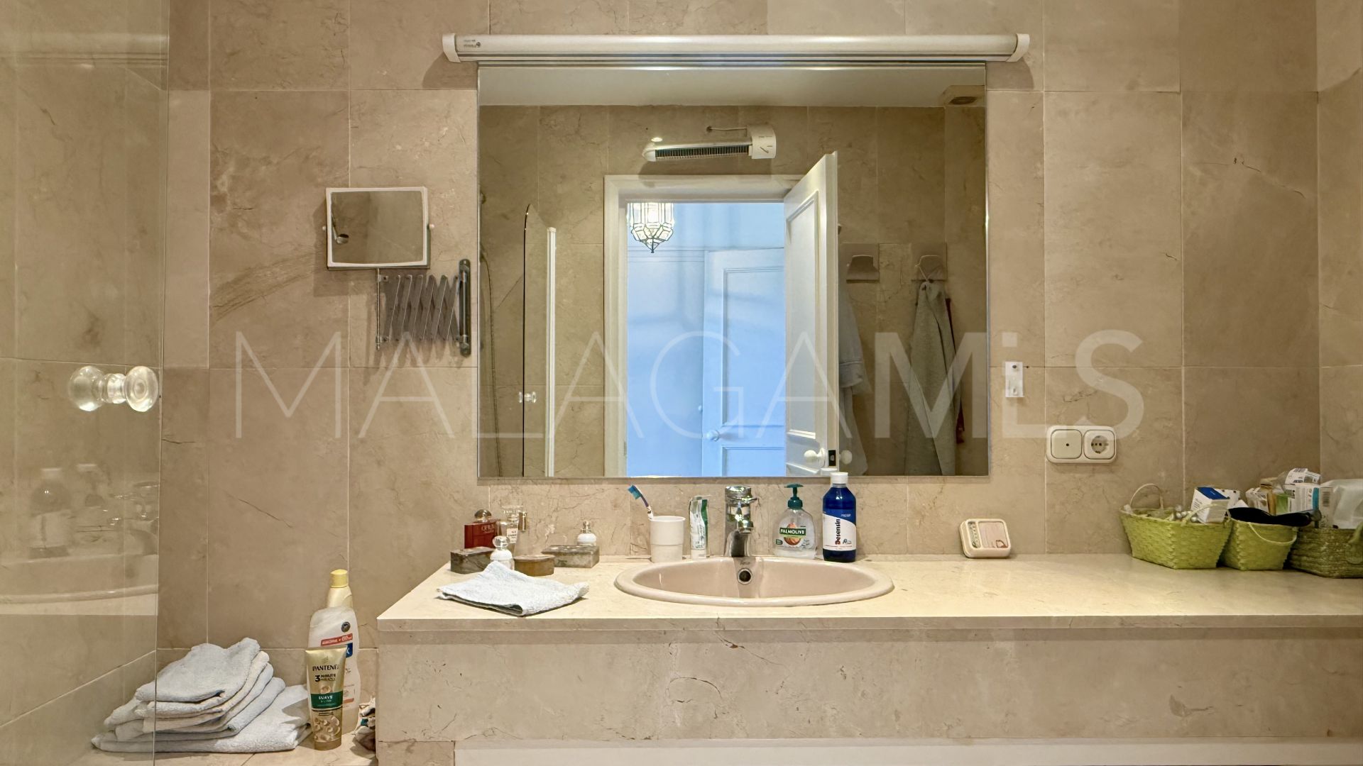Apartamento a la venta with 2 bedrooms in Guadalmina Alta