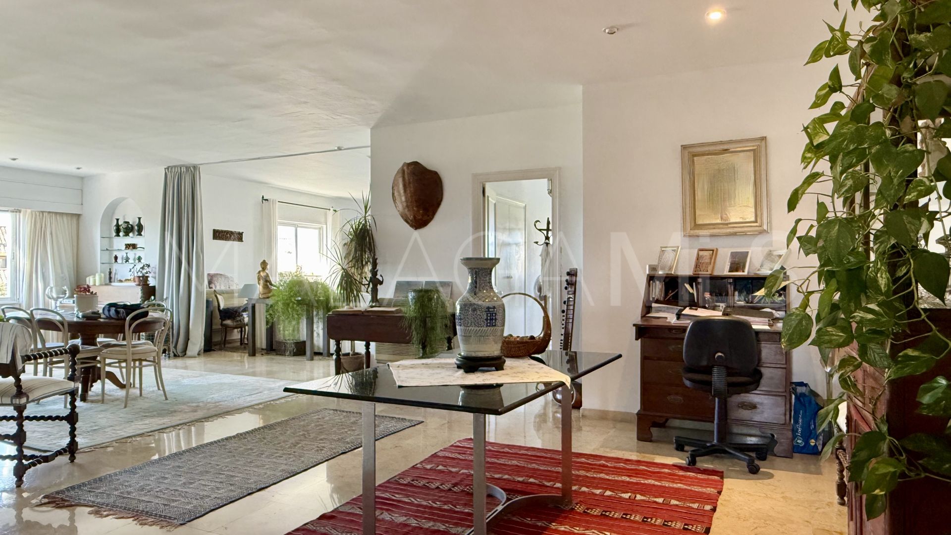 Apartamento a la venta with 2 bedrooms in Guadalmina Alta