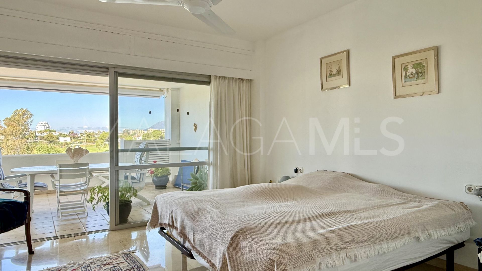 Apartamento a la venta with 2 bedrooms in Guadalmina Alta