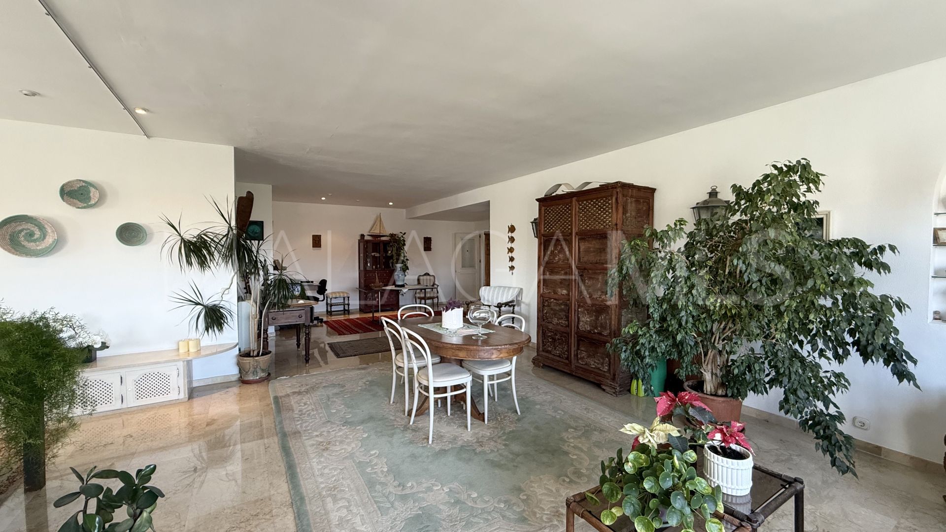 Apartamento a la venta with 2 bedrooms in Guadalmina Alta