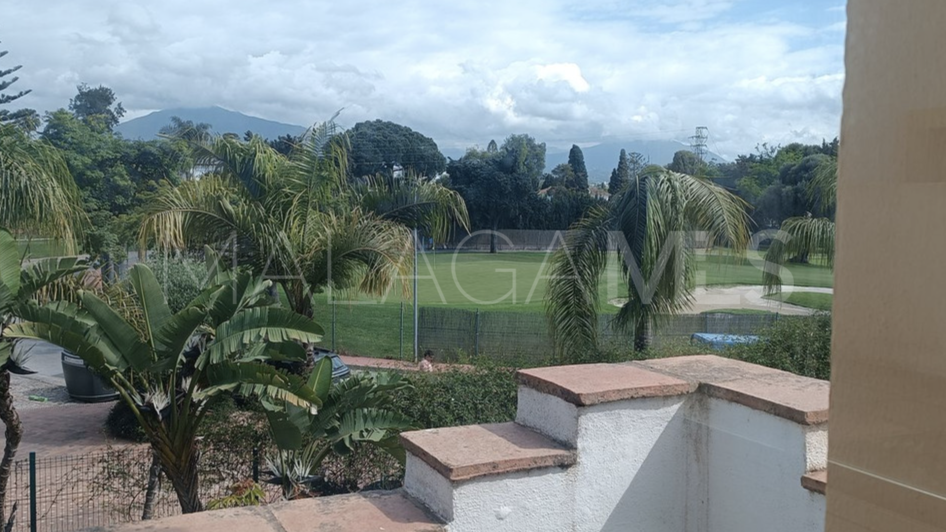 Zweistöckiges penthouse for sale in Guadalmina Alta
