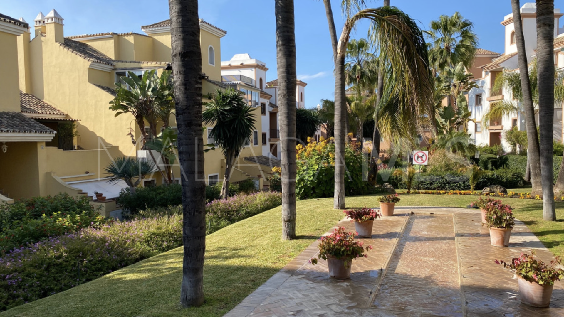 Zweistöckiges penthouse for sale in Guadalmina Alta