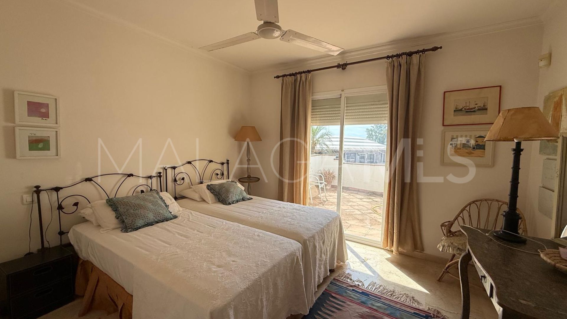 Zweistöckiges penthouse for sale in Guadalmina Alta