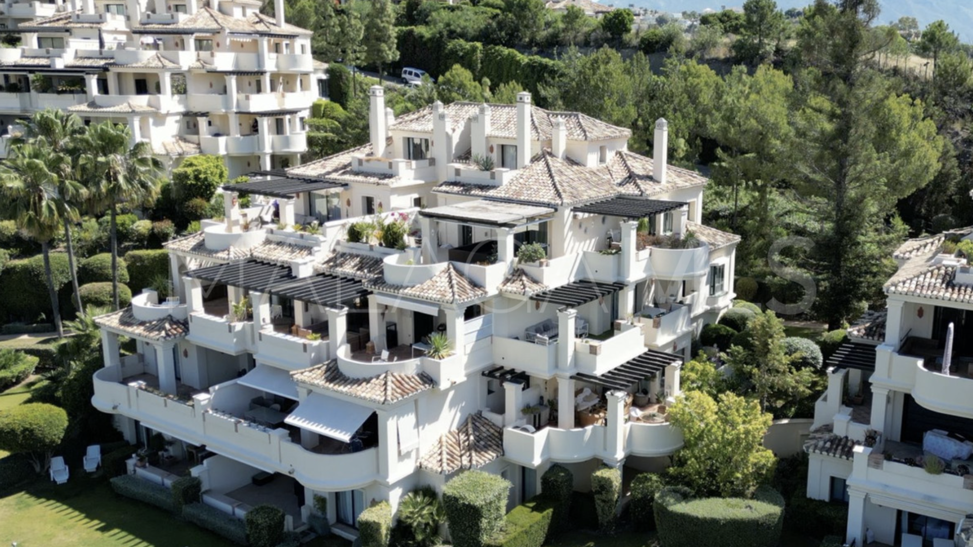 Lägenhet for sale in Los Capanes del Golf