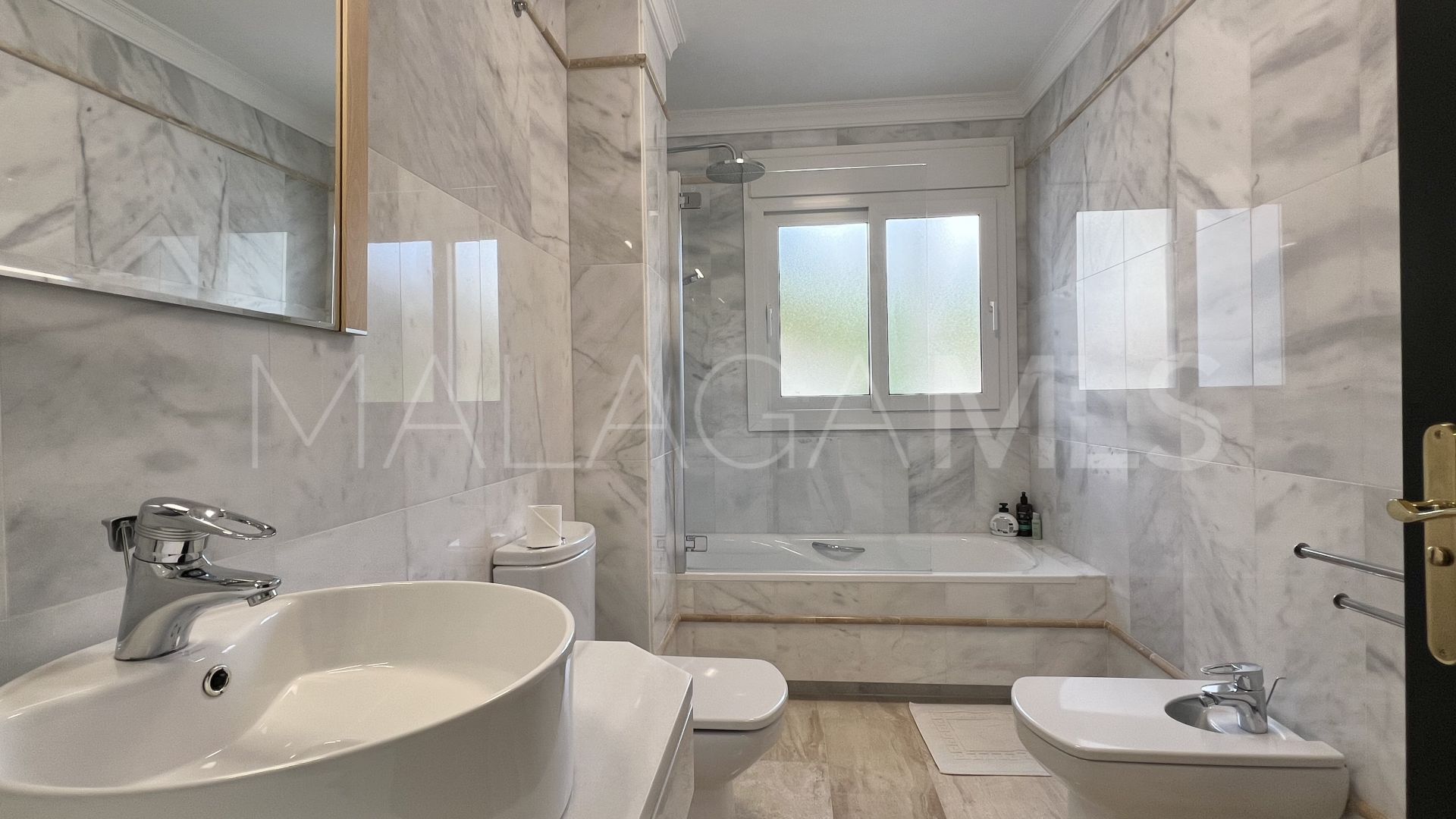 Villa for sale in Guadalmina Alta de 4 bedrooms