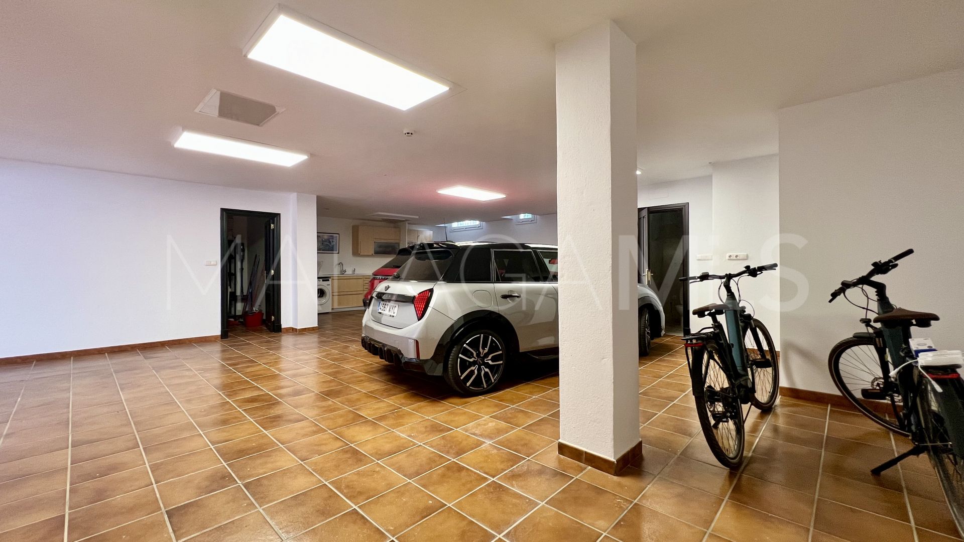 Villa for sale in Guadalmina Alta de 4 bedrooms