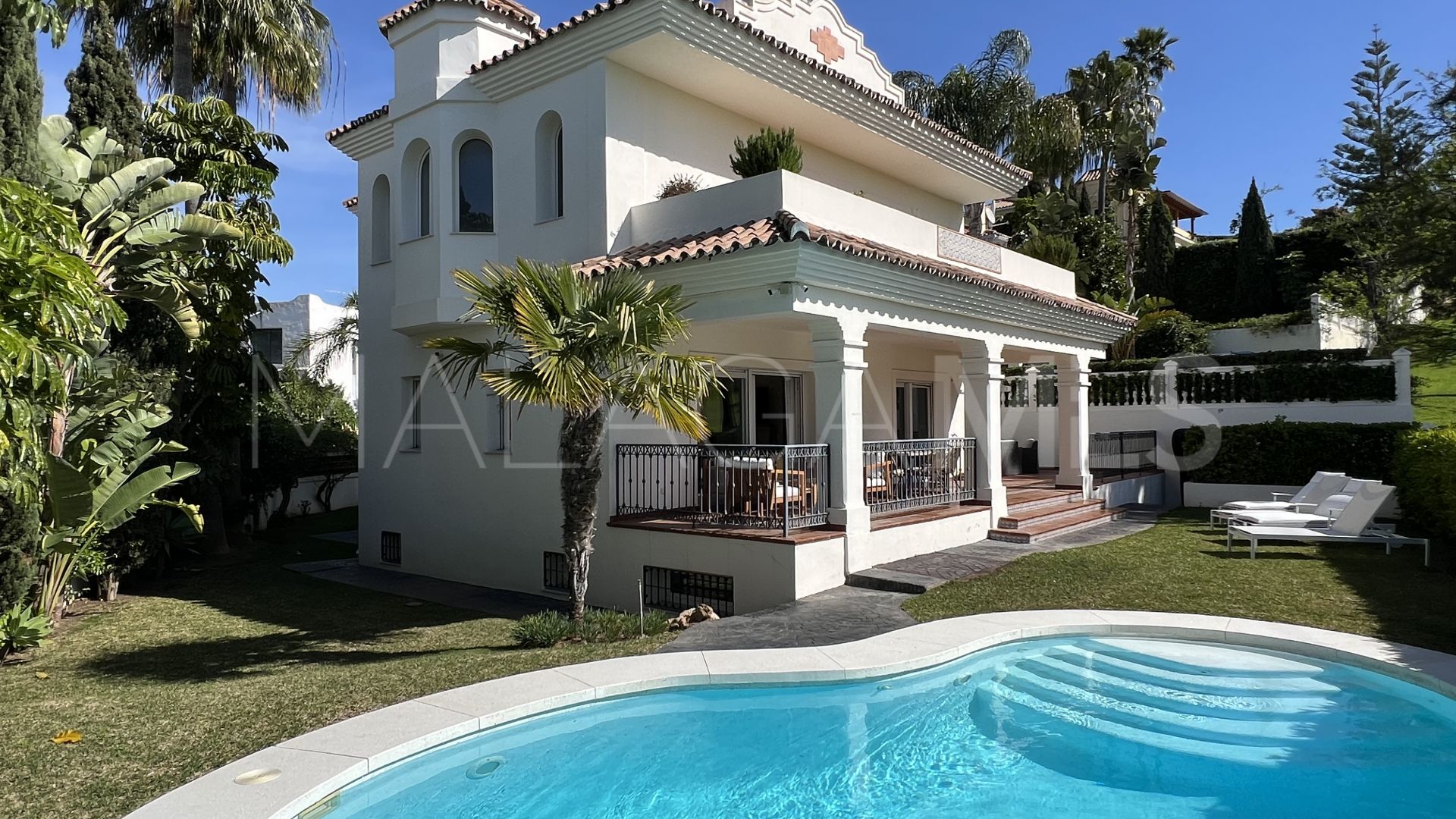 Villa for sale in Guadalmina Alta de 4 bedrooms