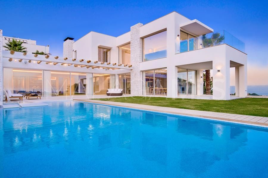 Bostadstomt for sale in New Golden Mile