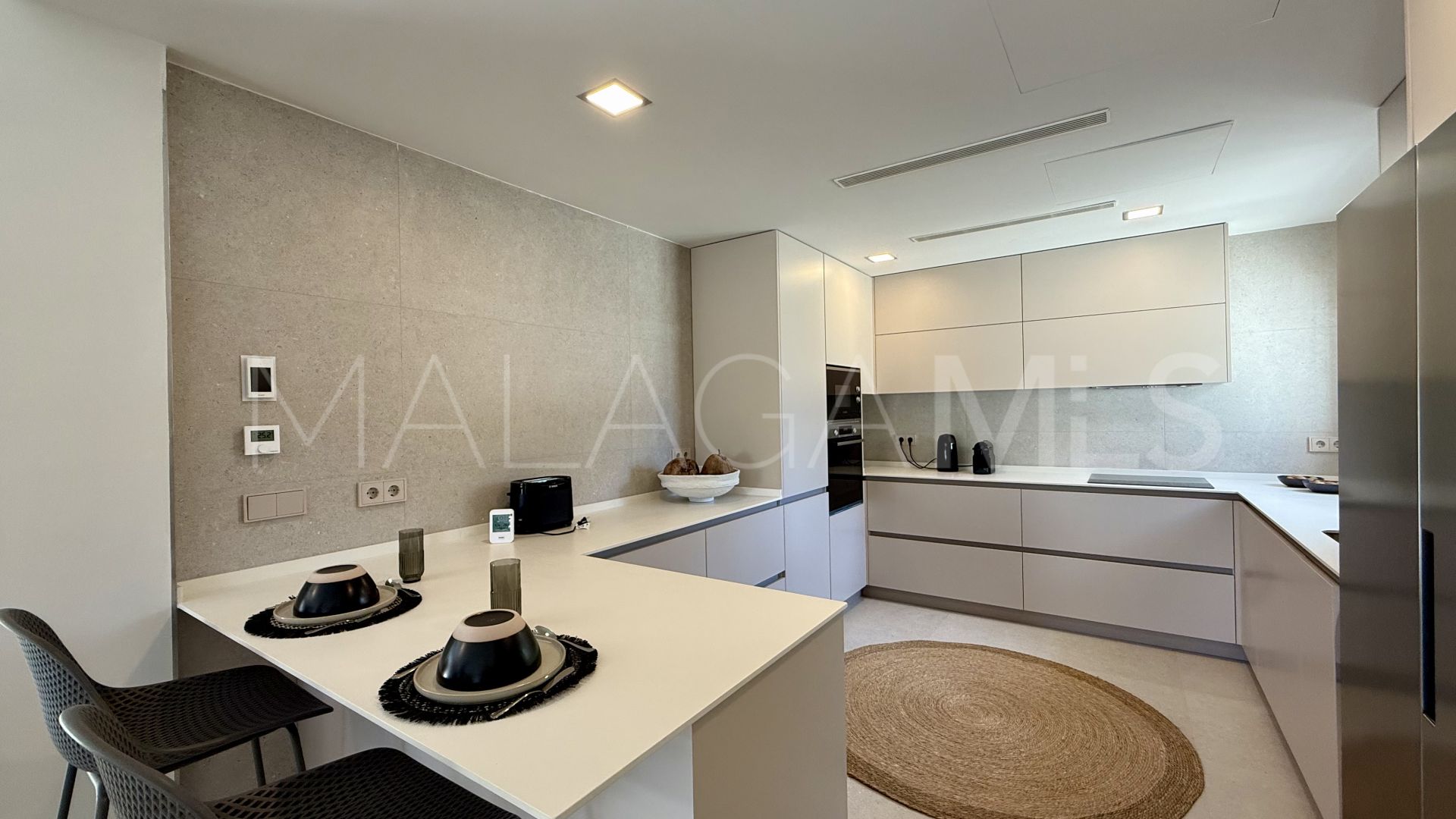 Villa for sale in Guadalmina Alta