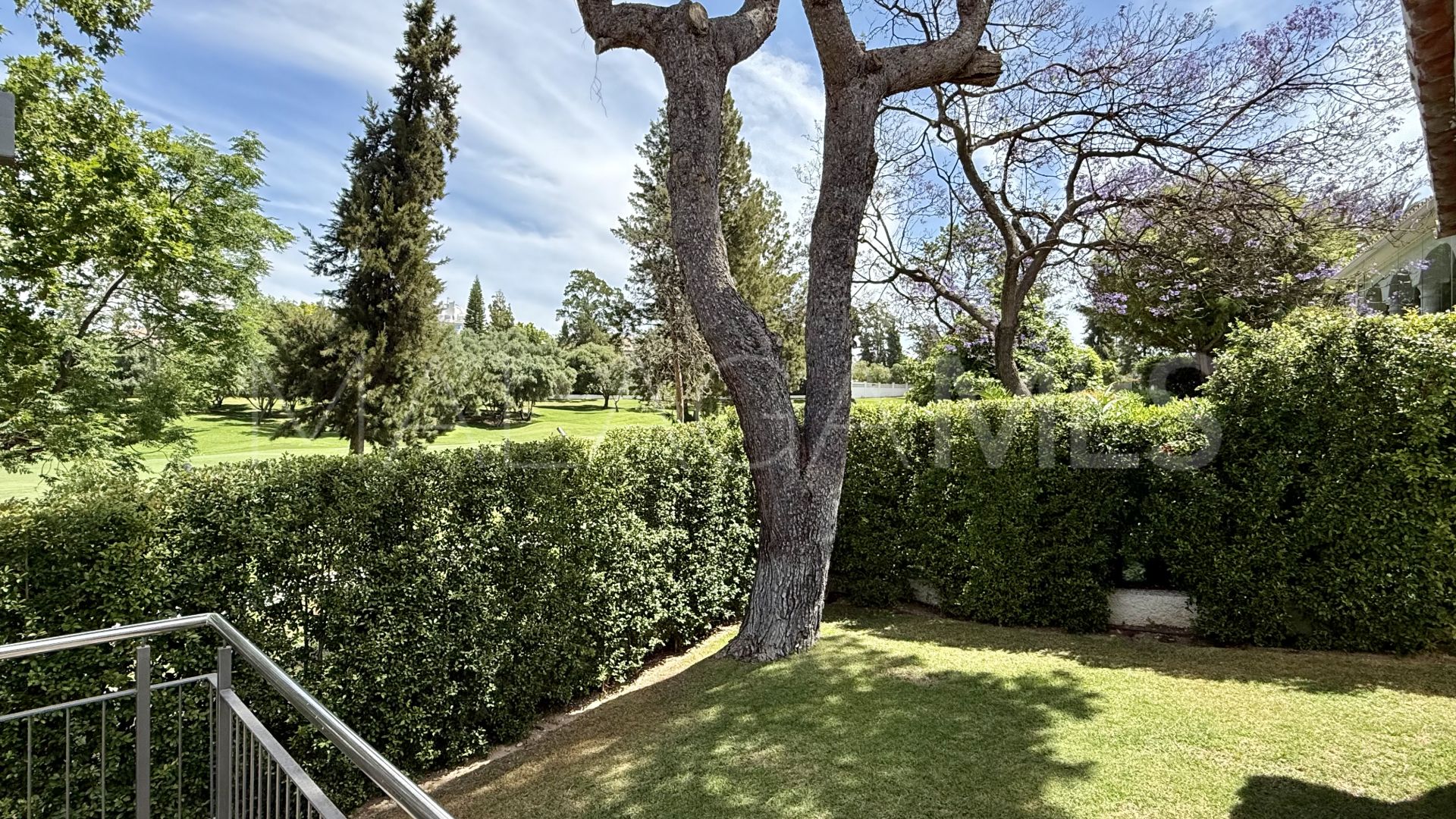Villa for sale in Guadalmina Alta