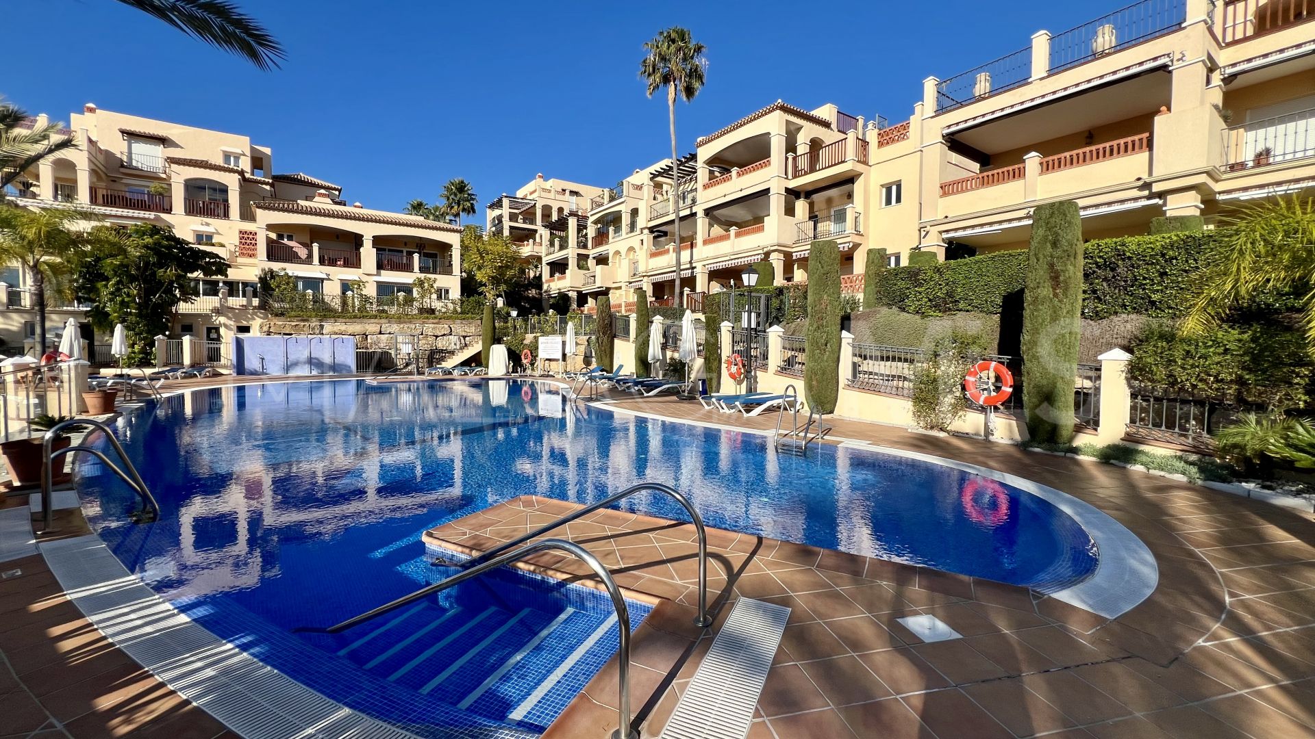 Appartement rez de chaussée for sale in Atalaya Golf