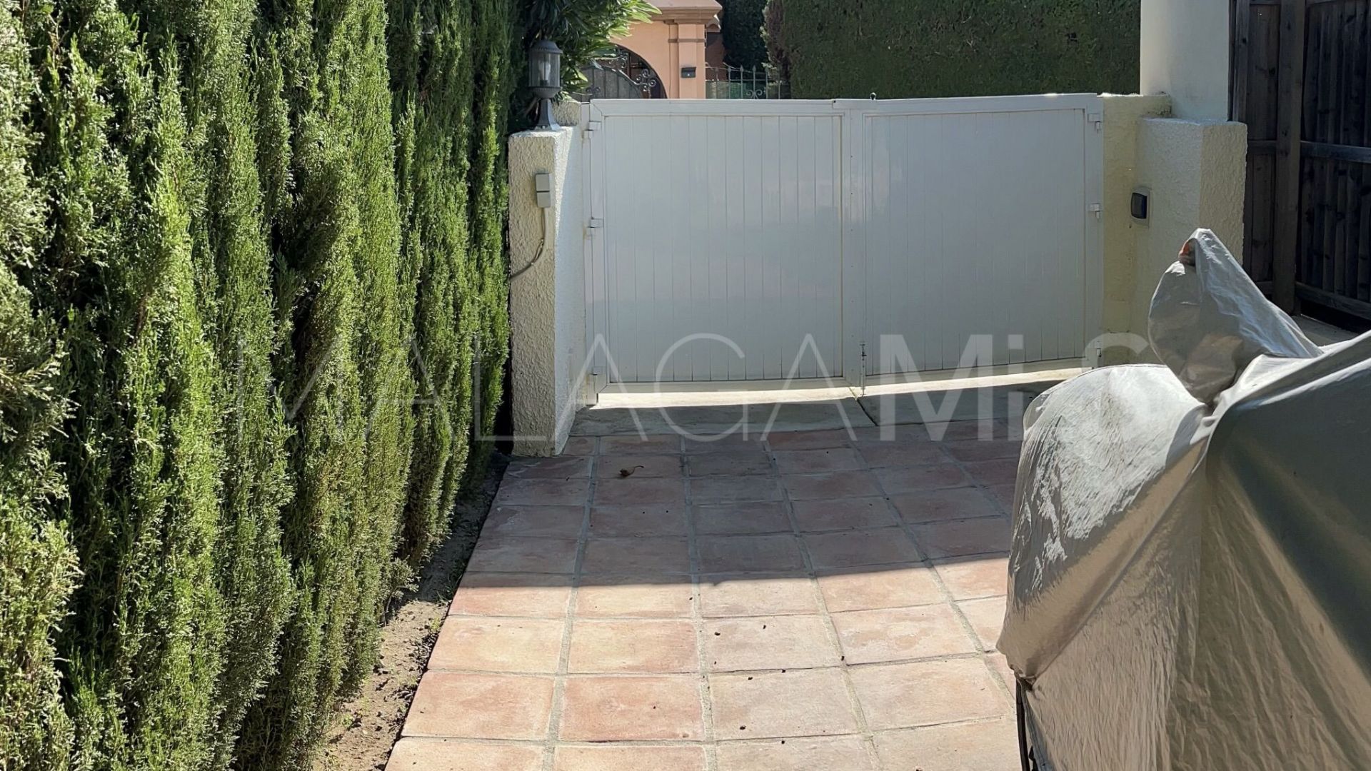 Villa for sale in Linda Vista Baja with 3 bedrooms