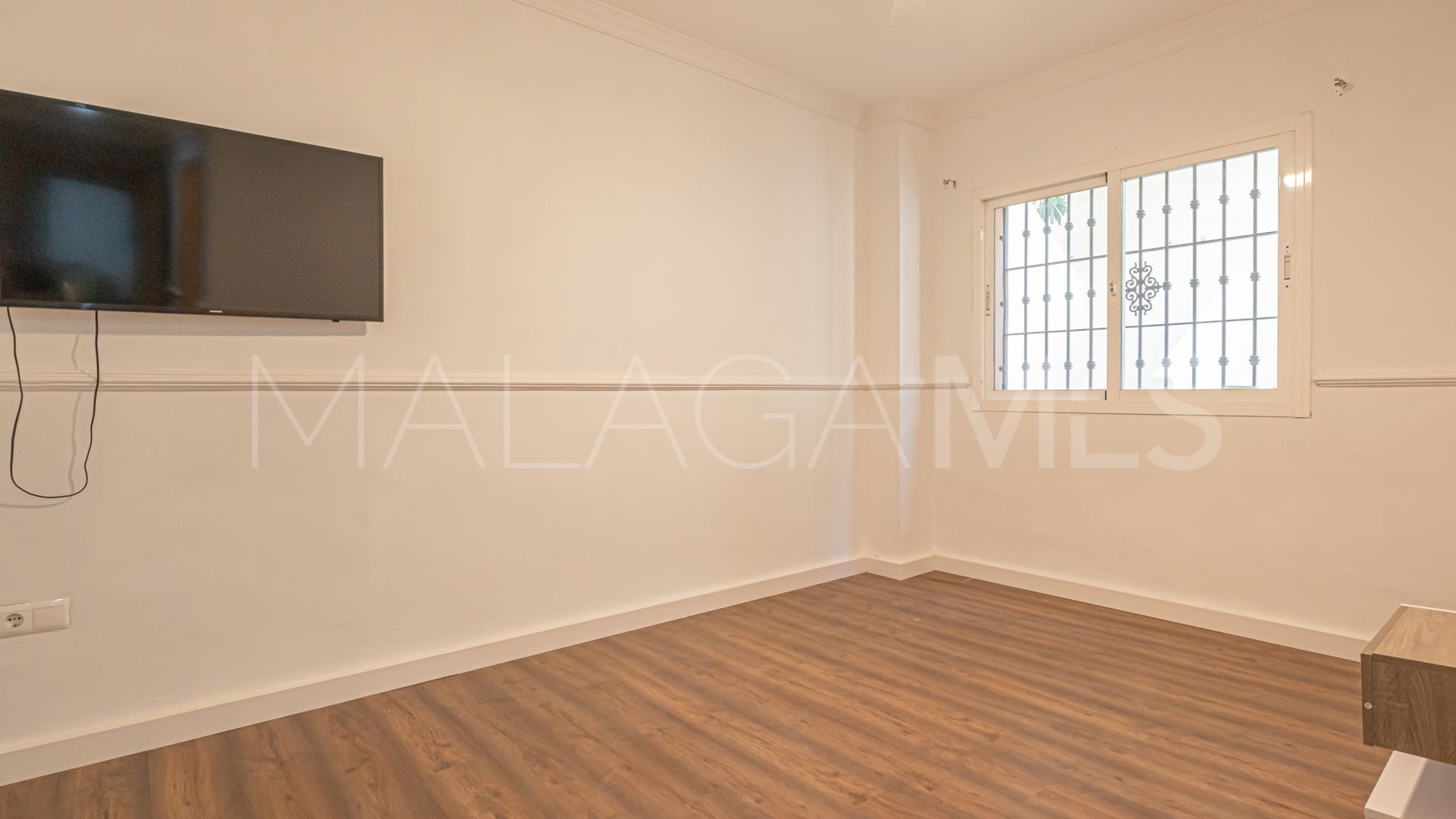Villa for sale in Guadalmina Alta