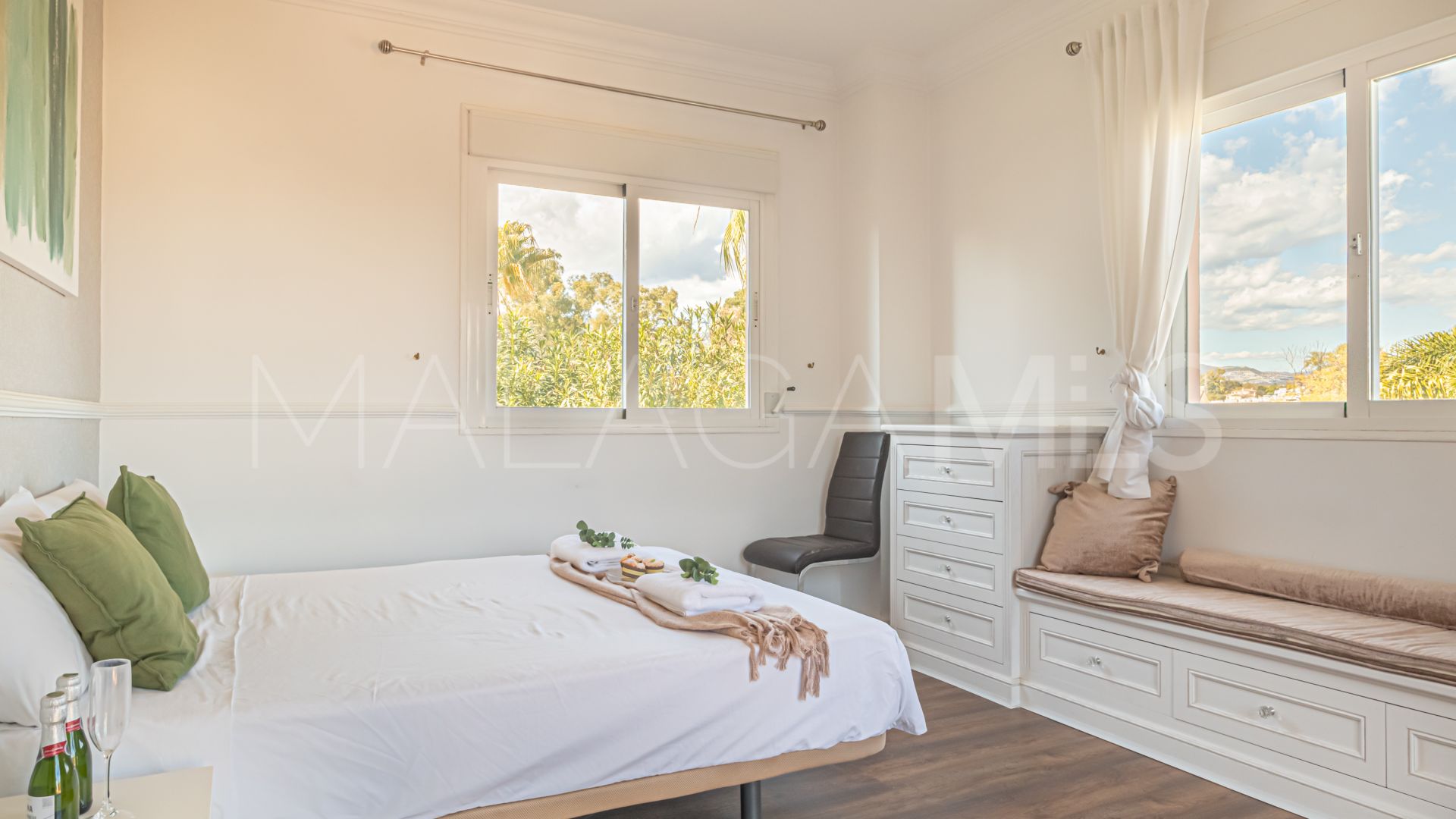 Villa for sale in Guadalmina Alta