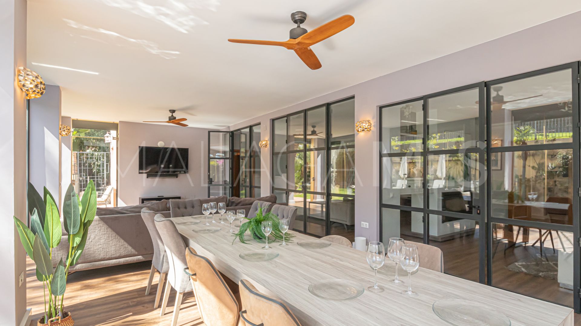 Villa for sale in Guadalmina Alta