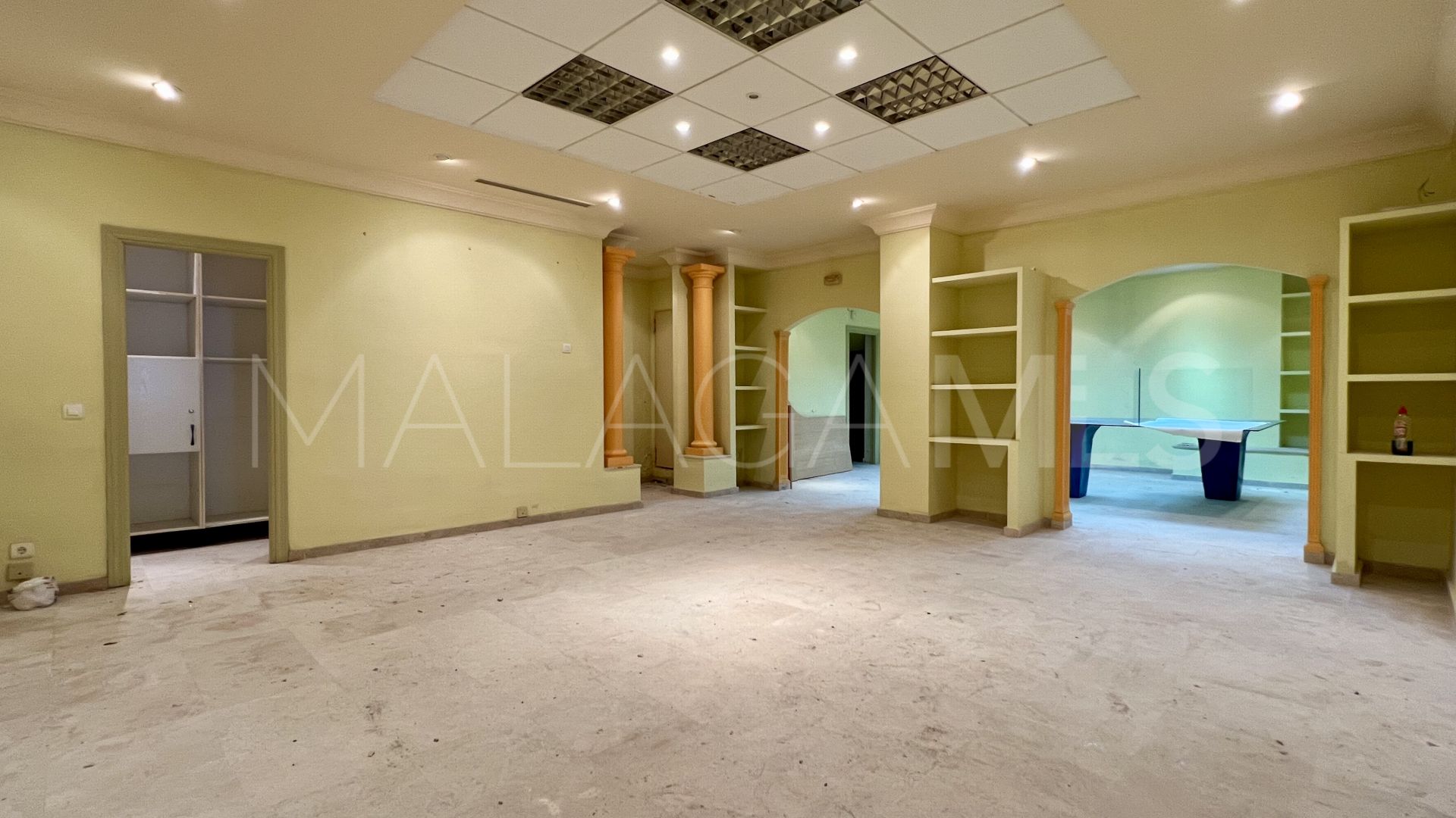 Commercial for sale in Guadalmina Alta
