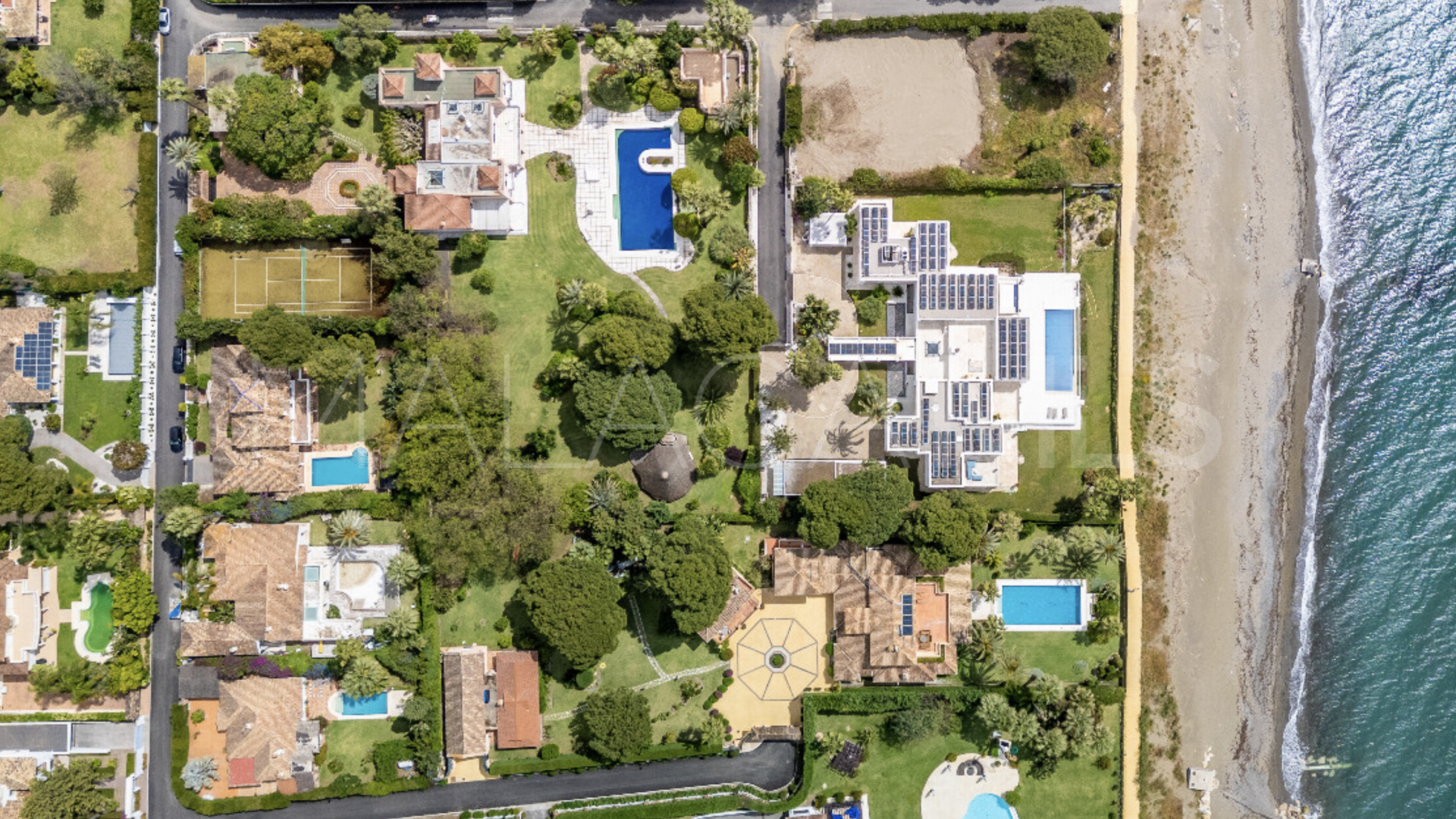Villa for sale in Paraiso Barronal