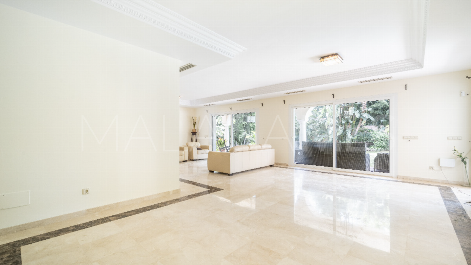Villa for sale in Paraiso Barronal