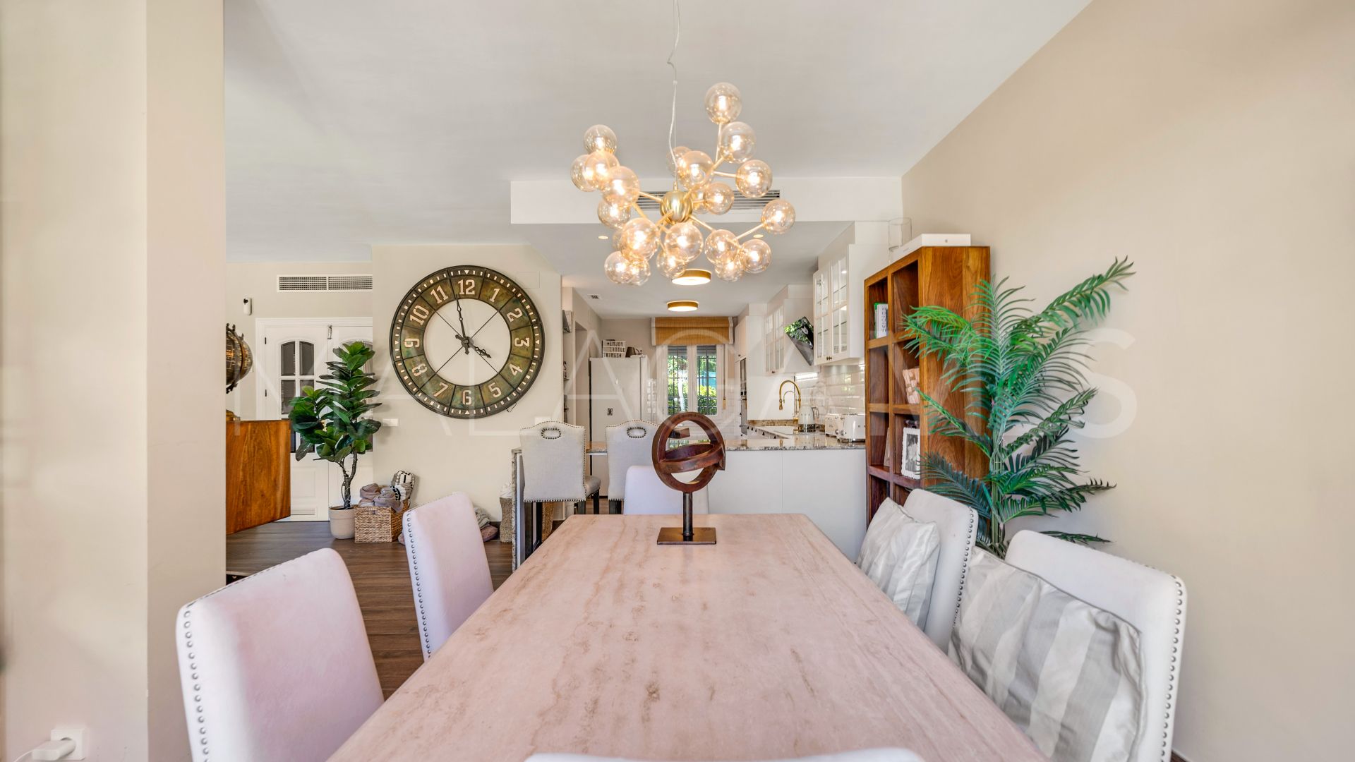 Maison de ville for sale in Guadalmina Alta