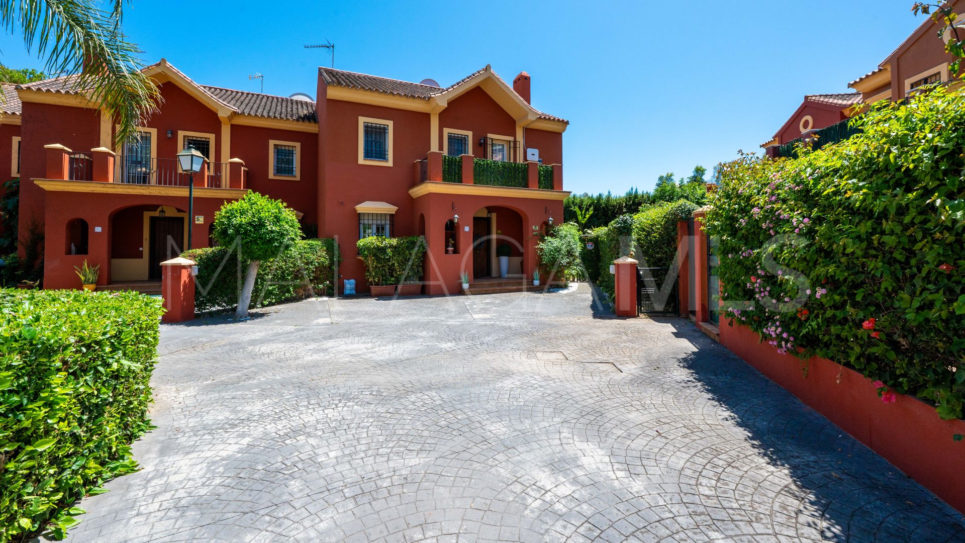Maison de ville for sale in Guadalmina Alta