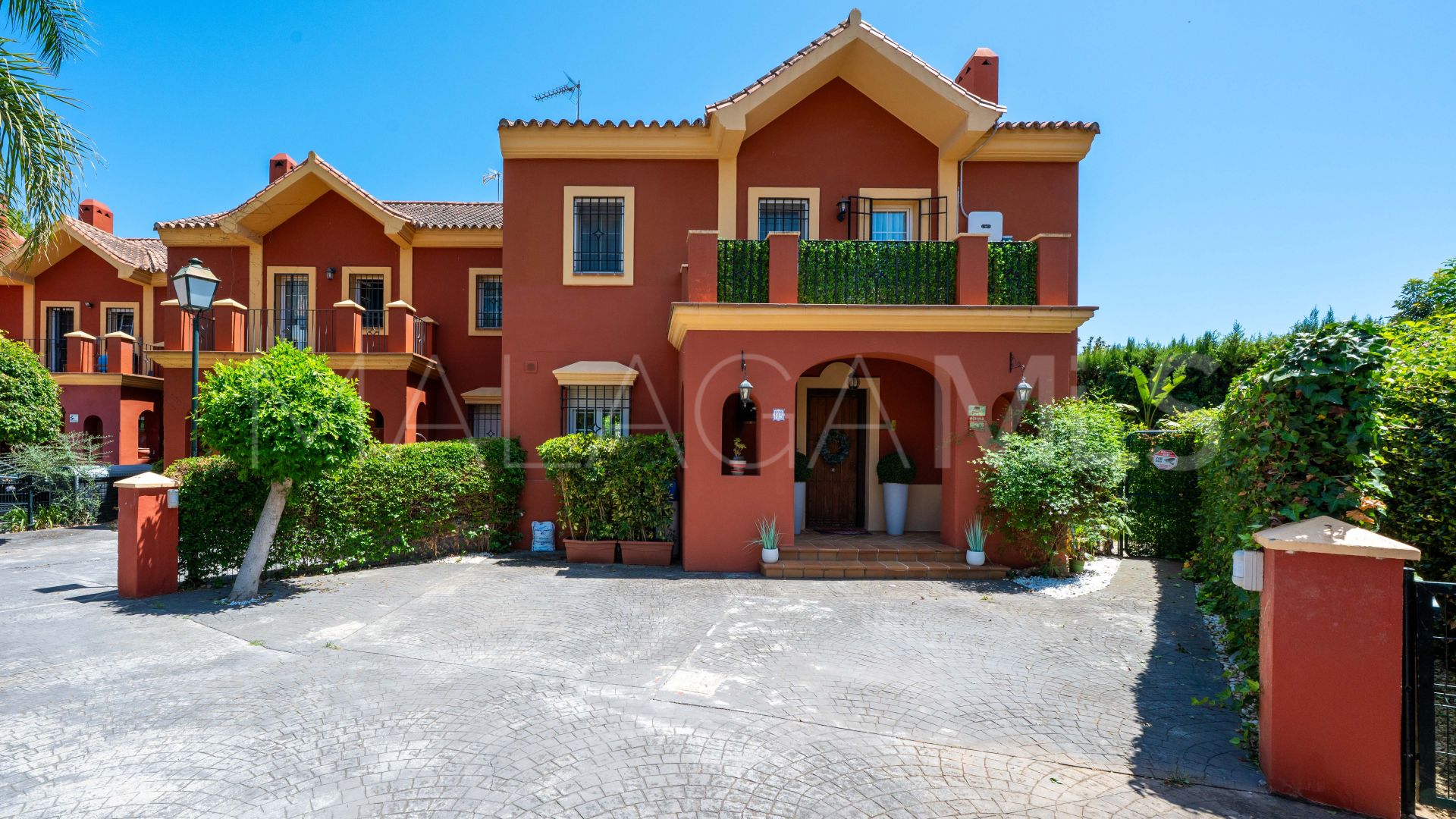 Maison de ville for sale in Guadalmina Alta