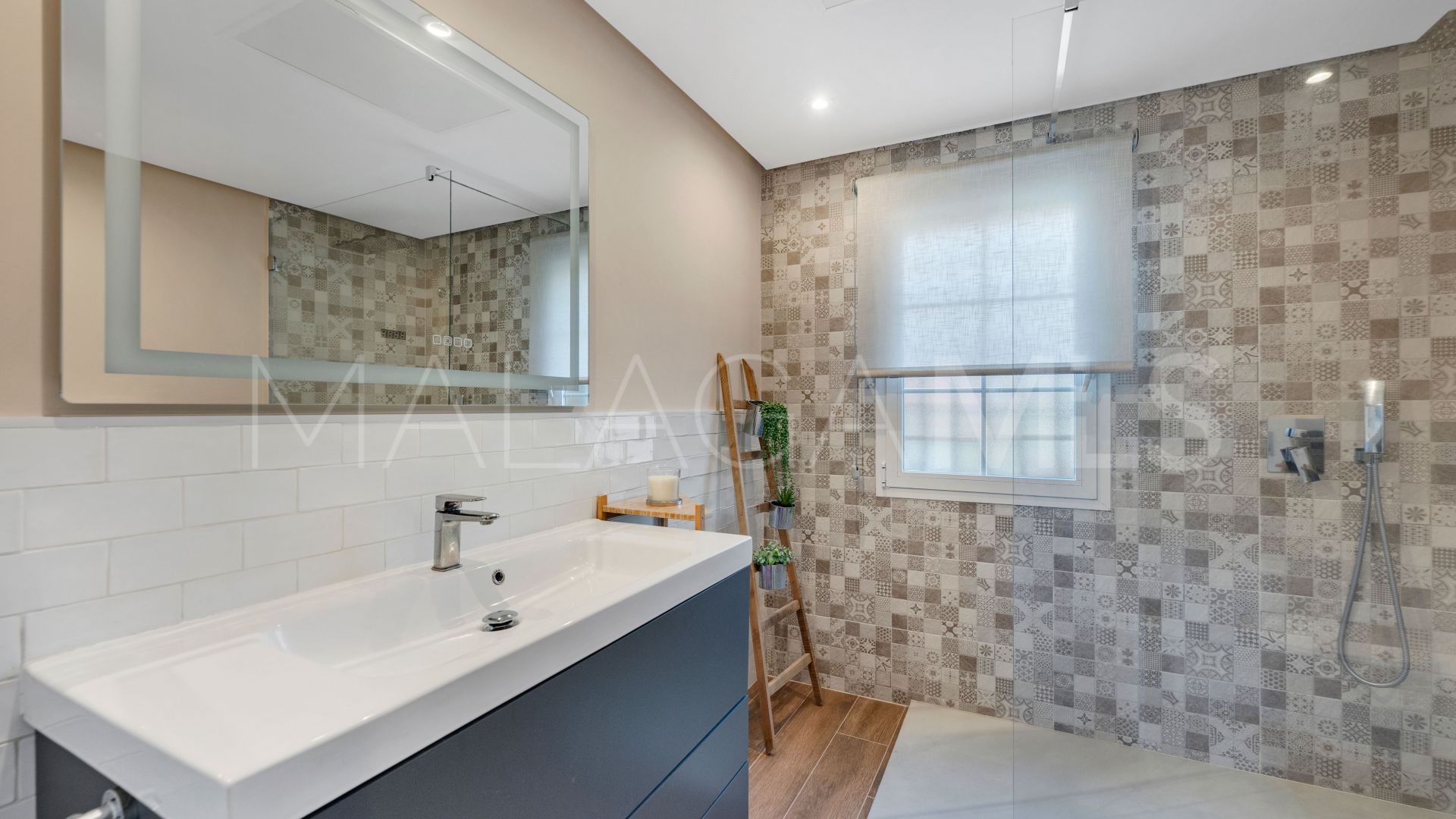 Maison de ville for sale in Guadalmina Alta
