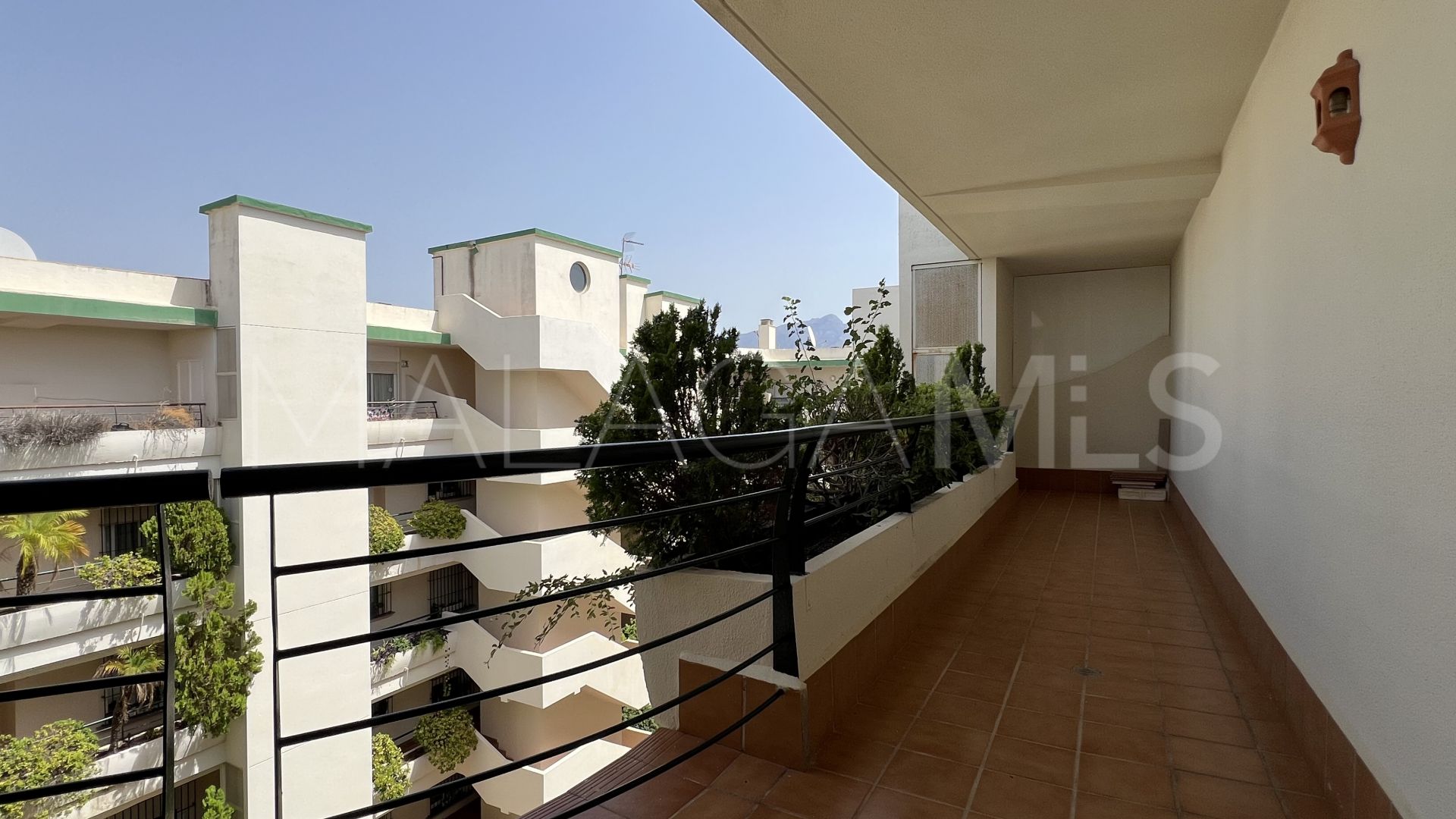 Zweistöckiges penthouse for sale in Guadalmina Alta
