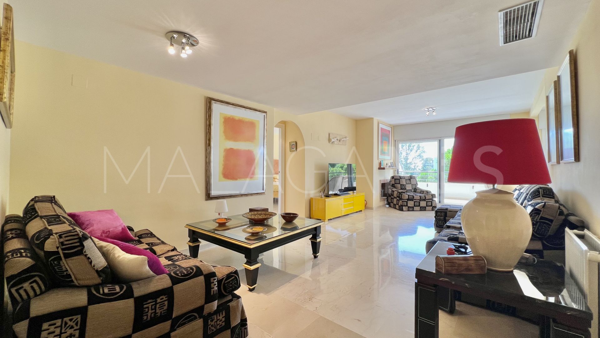 Zweistöckiges penthouse for sale in Guadalmina Alta