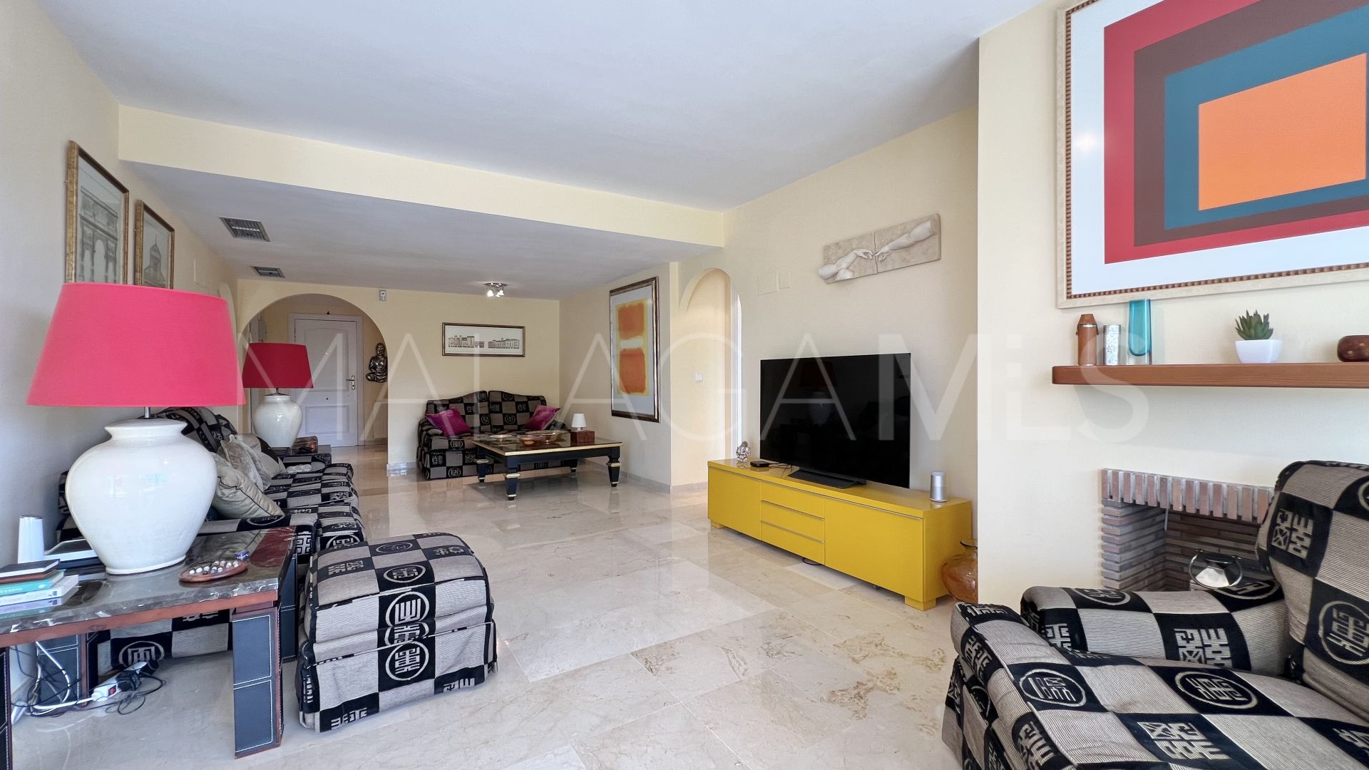 Zweistöckiges penthouse for sale in Guadalmina Alta