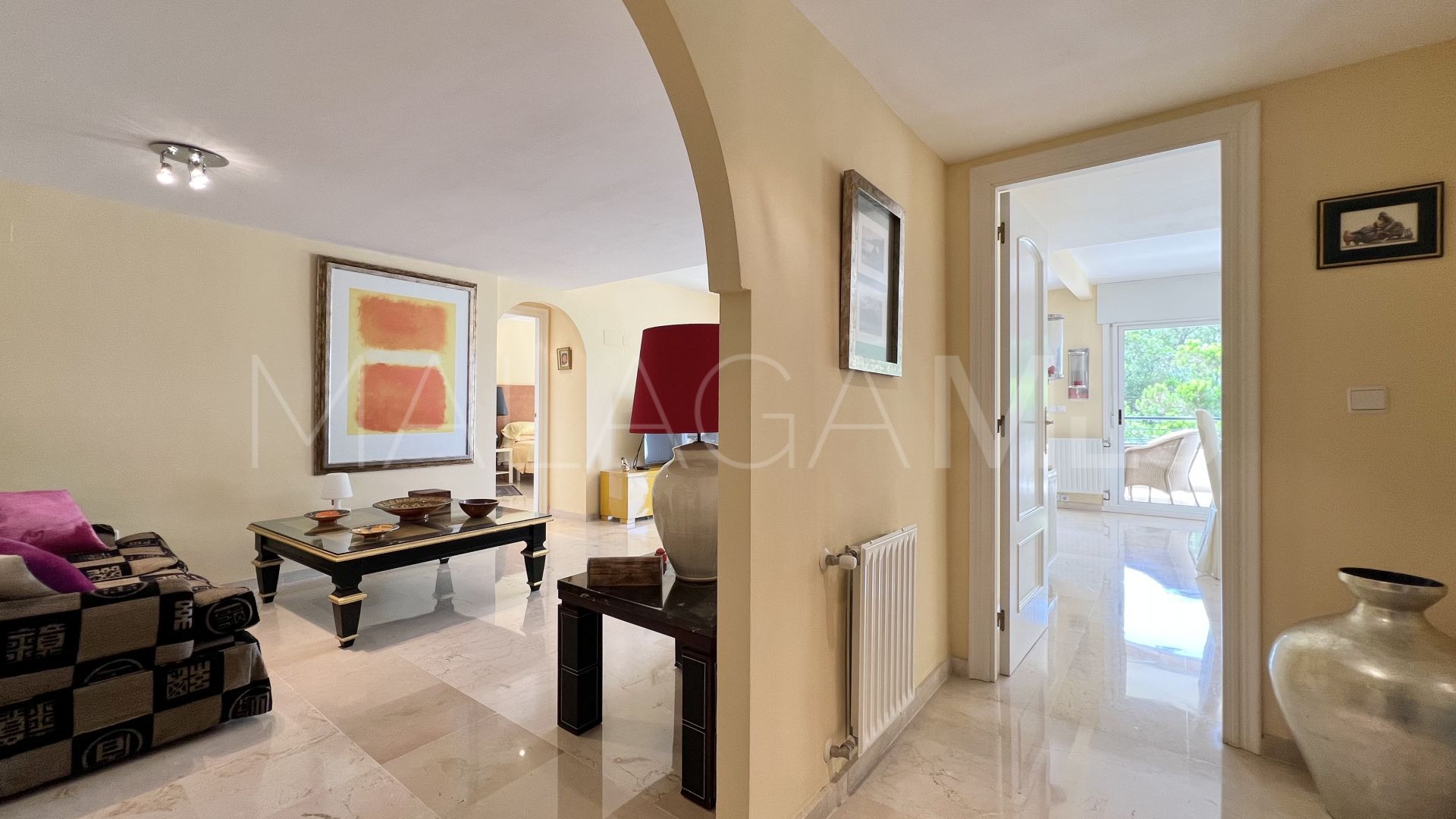 Zweistöckiges penthouse for sale in Guadalmina Alta