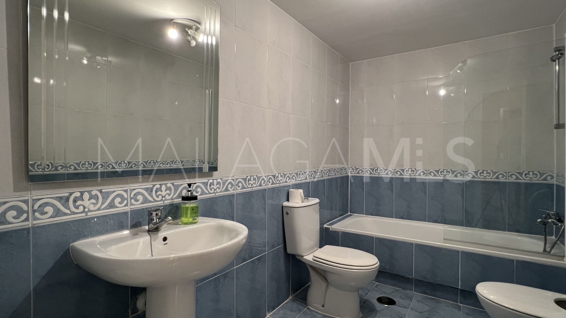 Zweistöckiges penthouse for sale in Guadalmina Alta