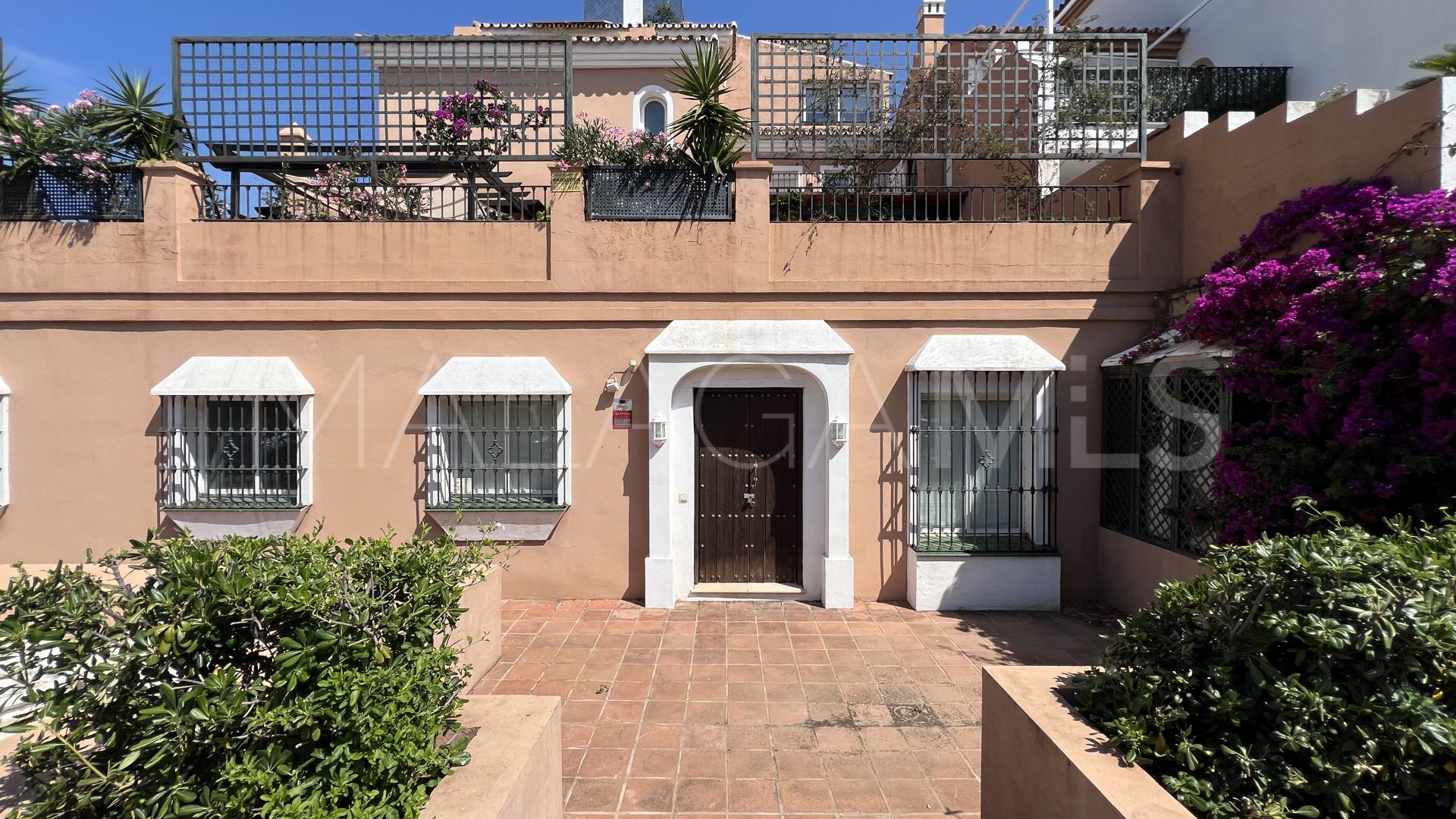 Guadalmina Alta commercial premises for sale
