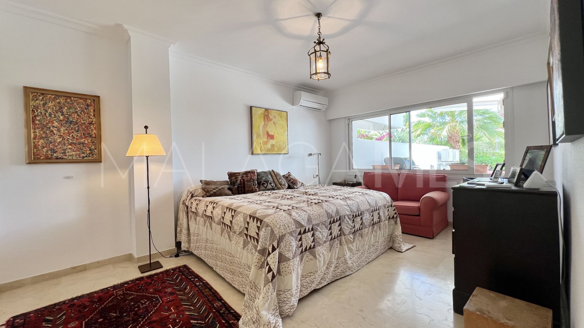Apartamento with 4 bedrooms for sale in Guadalmina Baja