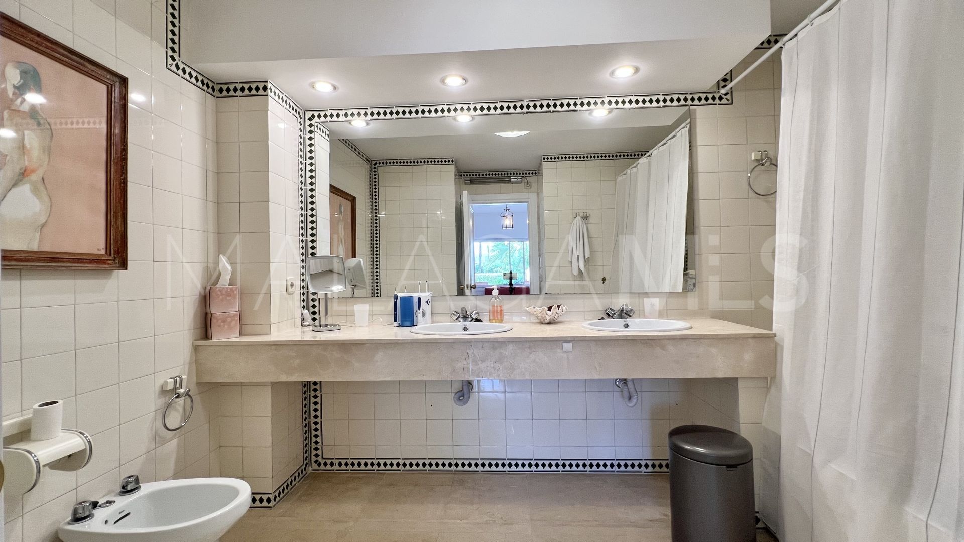 Apartamento with 4 bedrooms for sale in Guadalmina Baja