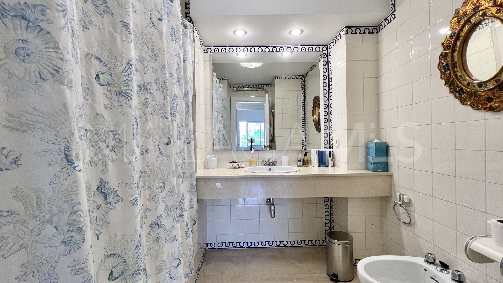 Apartamento with 4 bedrooms for sale in Guadalmina Baja