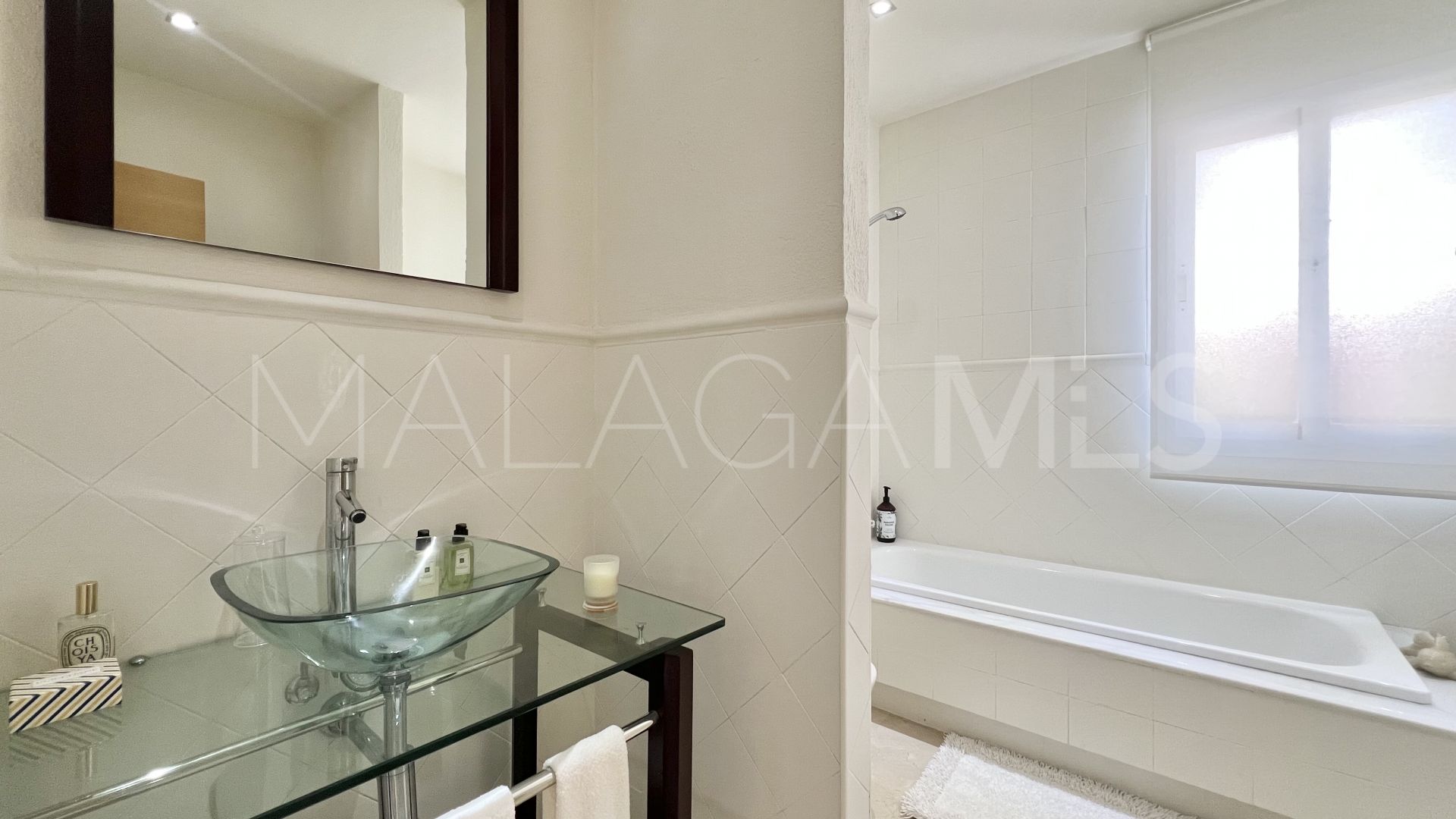 Villa for sale in Guadalmina Alta
