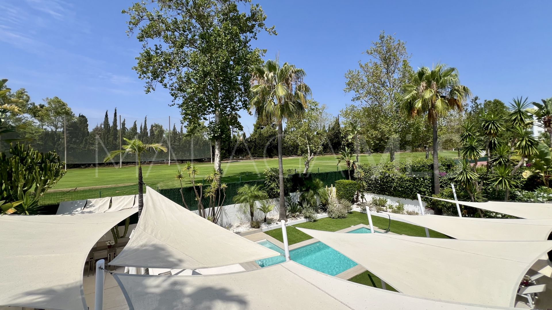 Villa for sale in Guadalmina Alta
