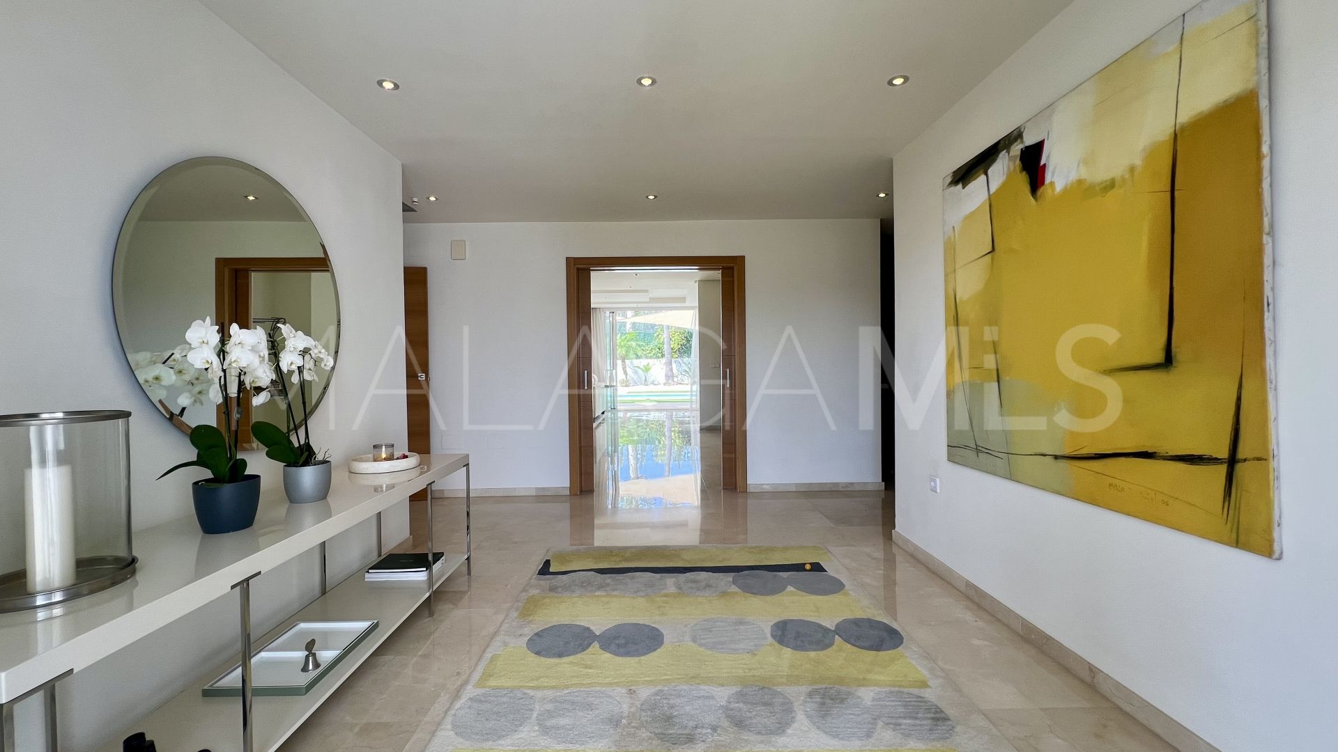 Villa for sale in Guadalmina Alta
