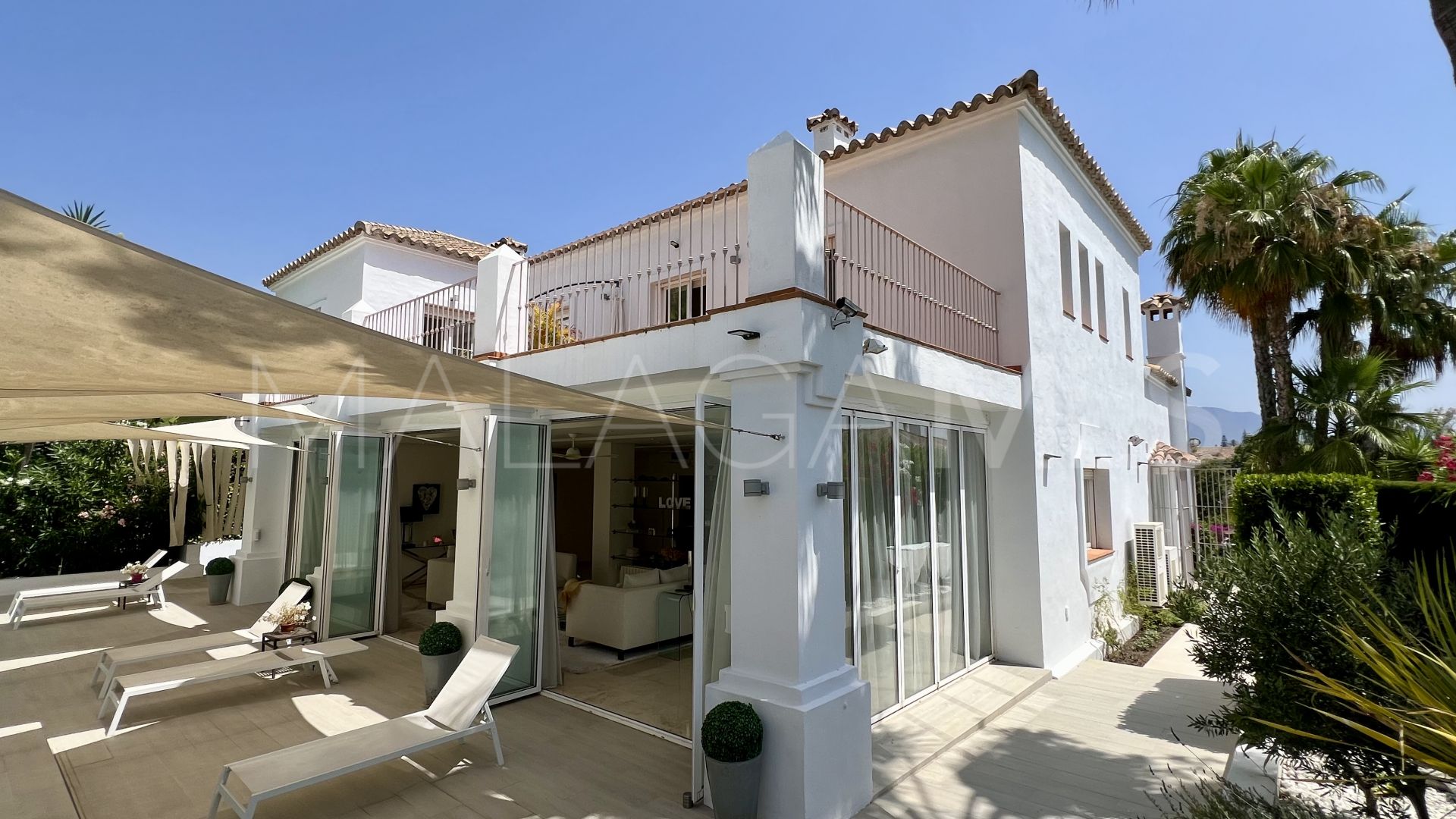 Villa for sale in Guadalmina Alta