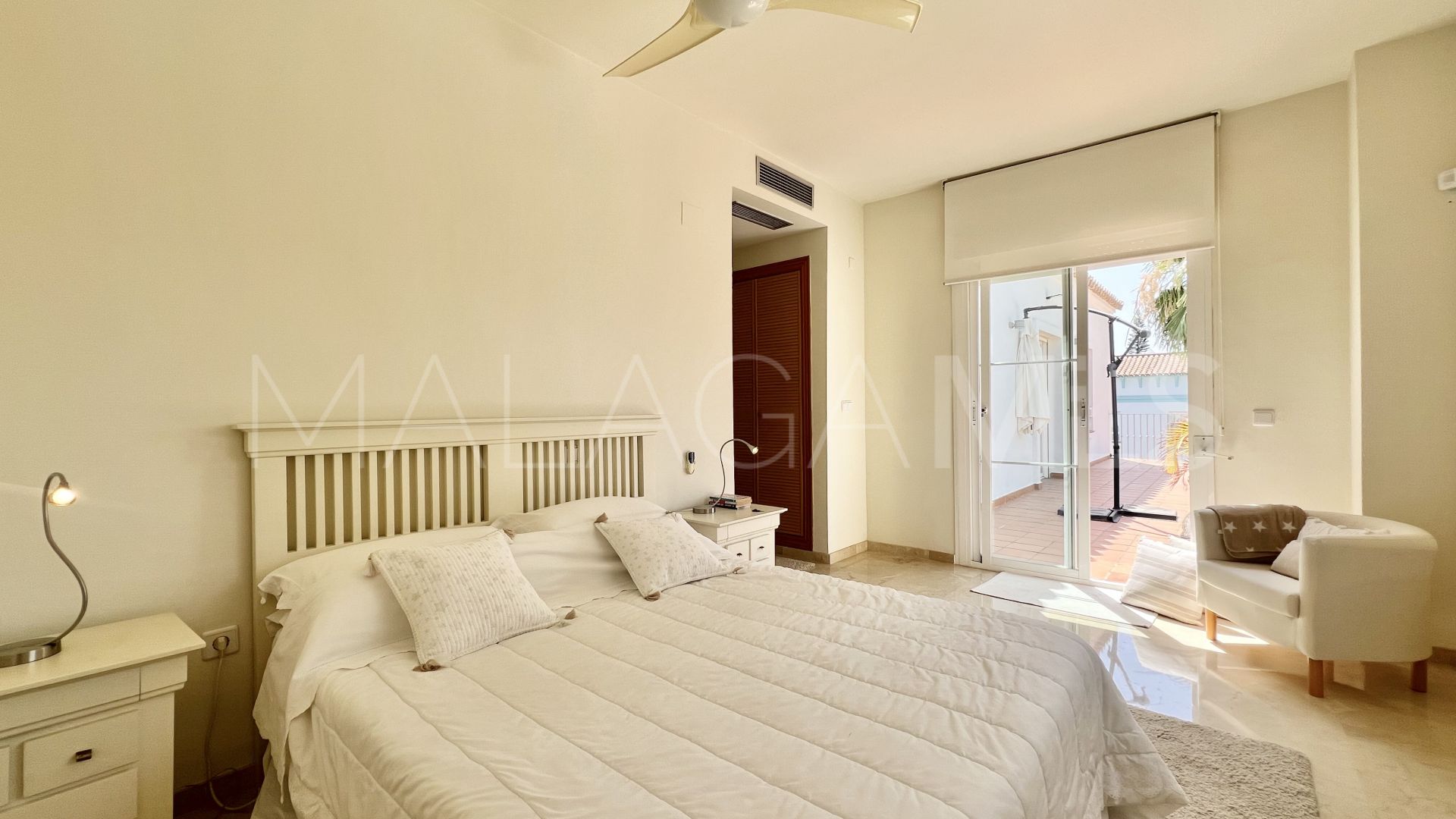 Villa for sale in Guadalmina Alta