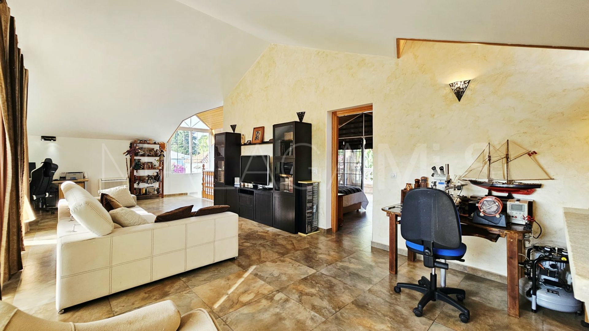 Villa for sale in Guadalmina Alta
