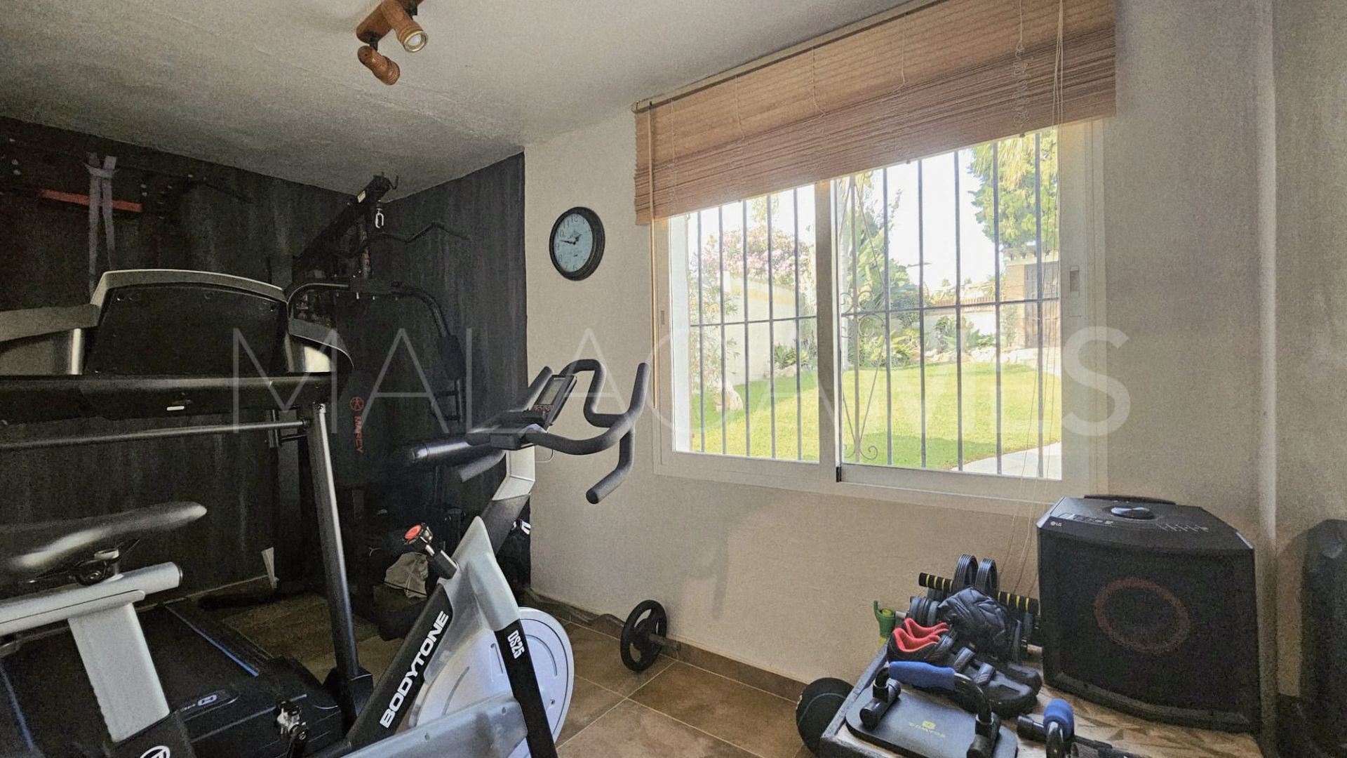 Villa for sale in Guadalmina Alta