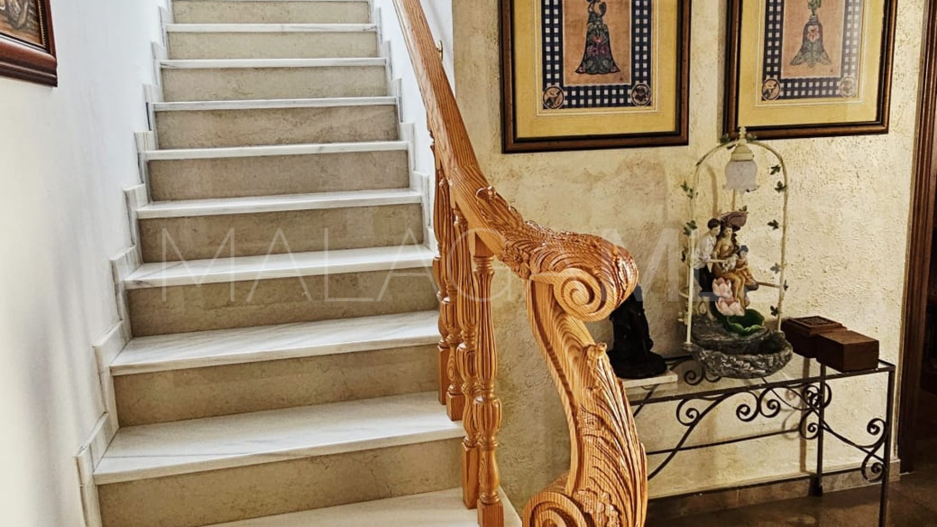 Villa for sale in Guadalmina Alta