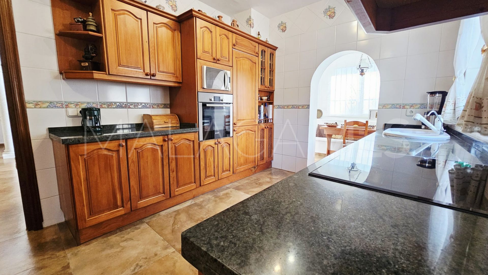 Villa for sale in Guadalmina Alta