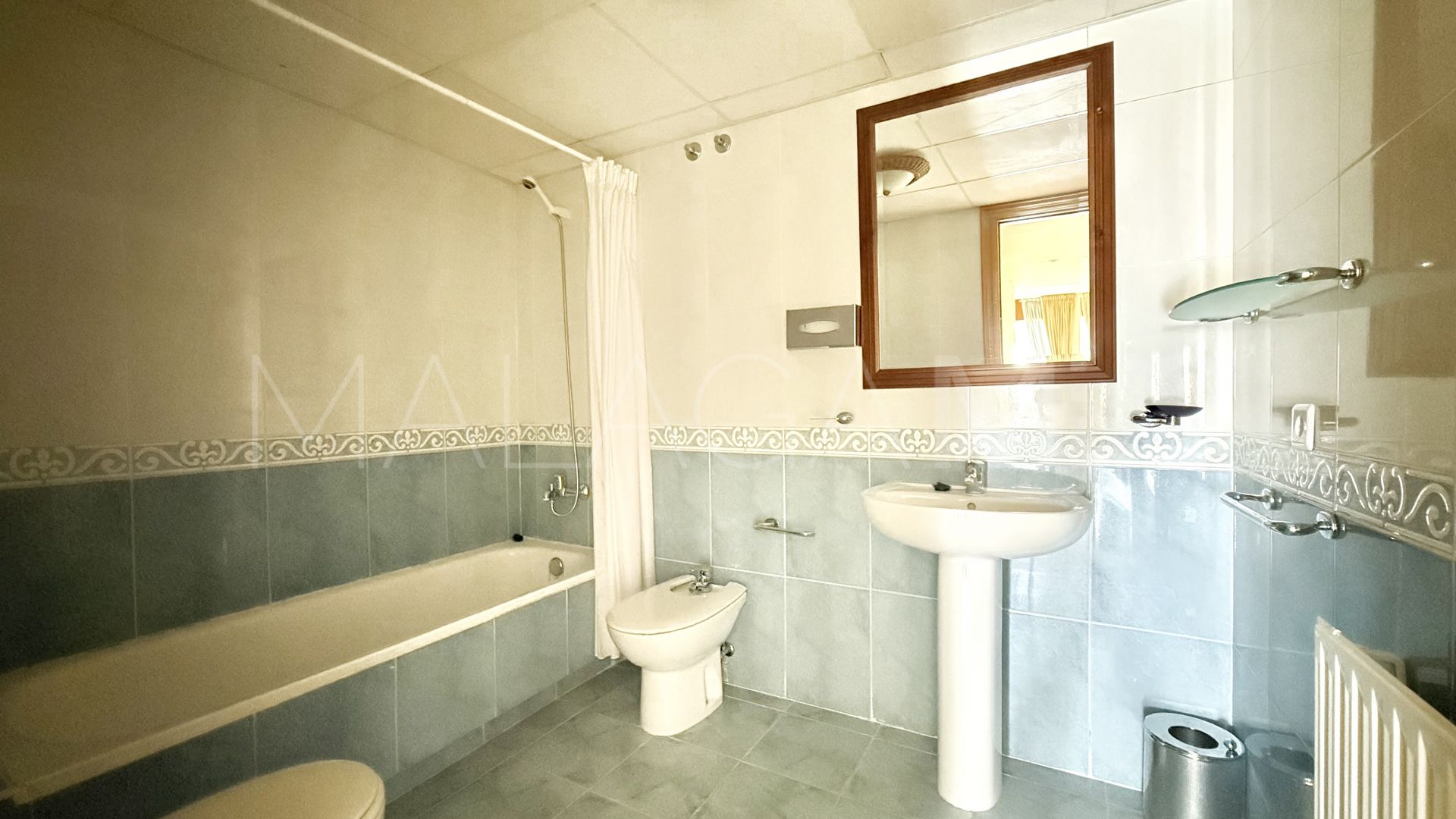 Zweistöckiges penthouse for sale in Campos de Guadalmina