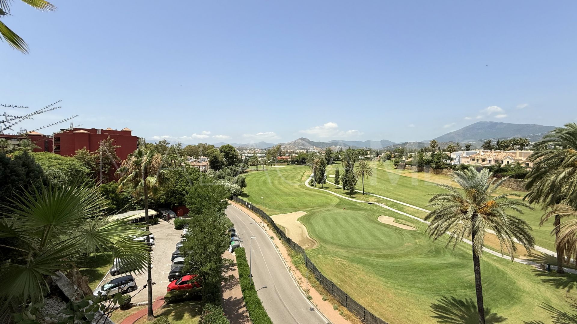 Zweistöckiges penthouse for sale in Campos de Guadalmina