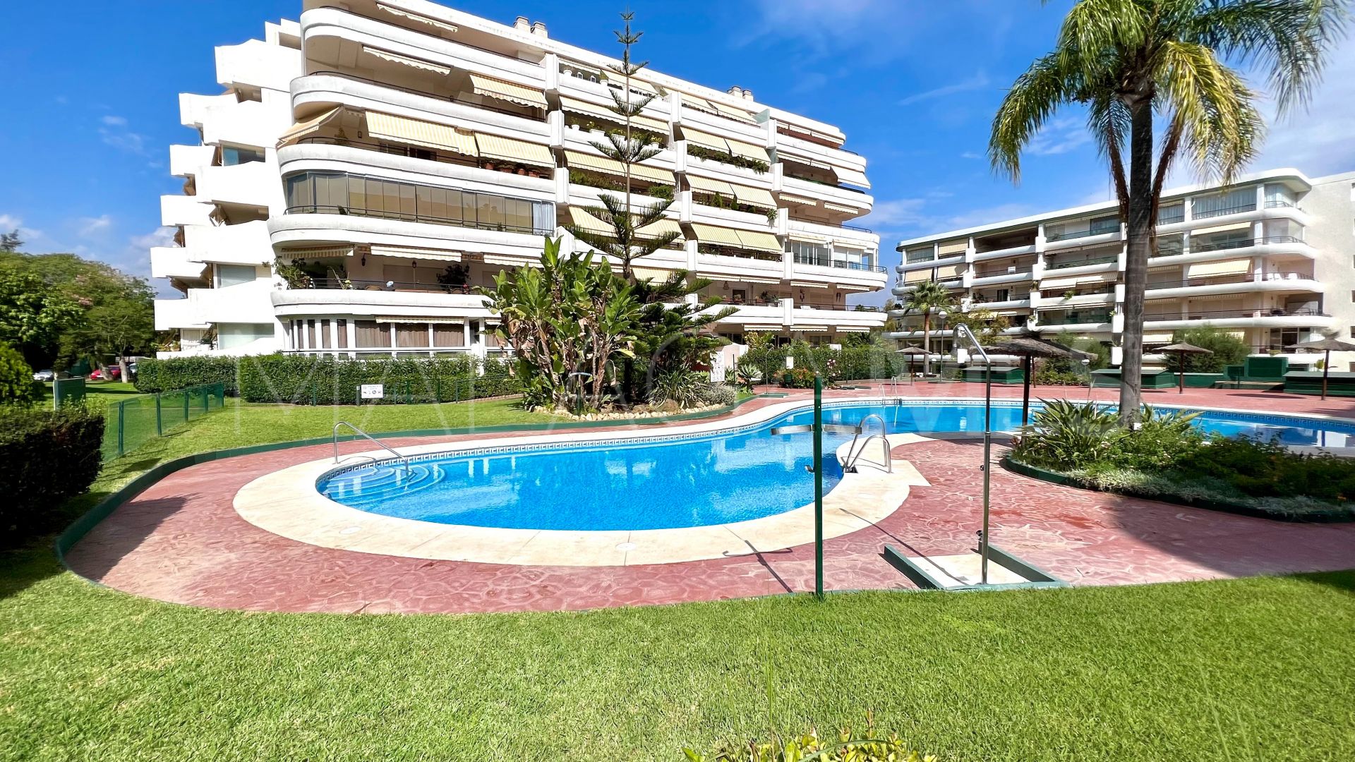 Campos de Guadalmina 4 bedrooms duplex penthouse for sale