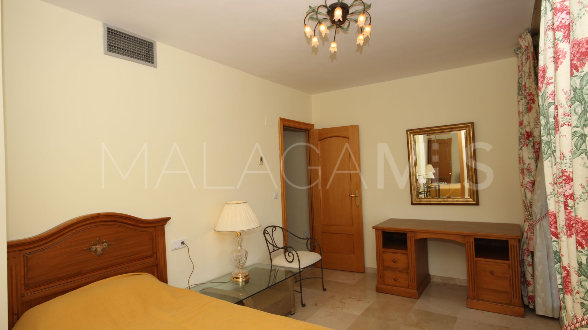 Campos de Guadalmina 4 bedrooms duplex penthouse for sale