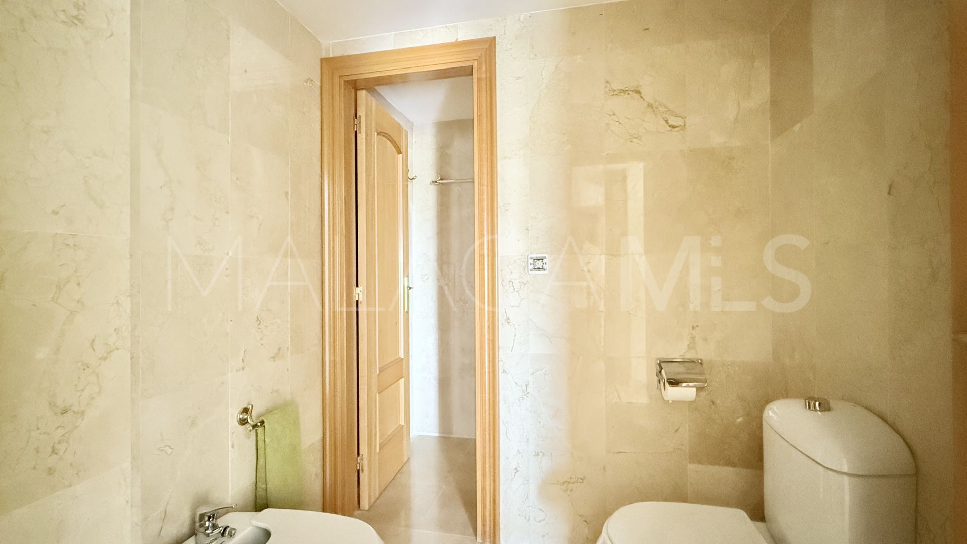 Zweistöckiges penthouse for sale in Campos de Guadalmina