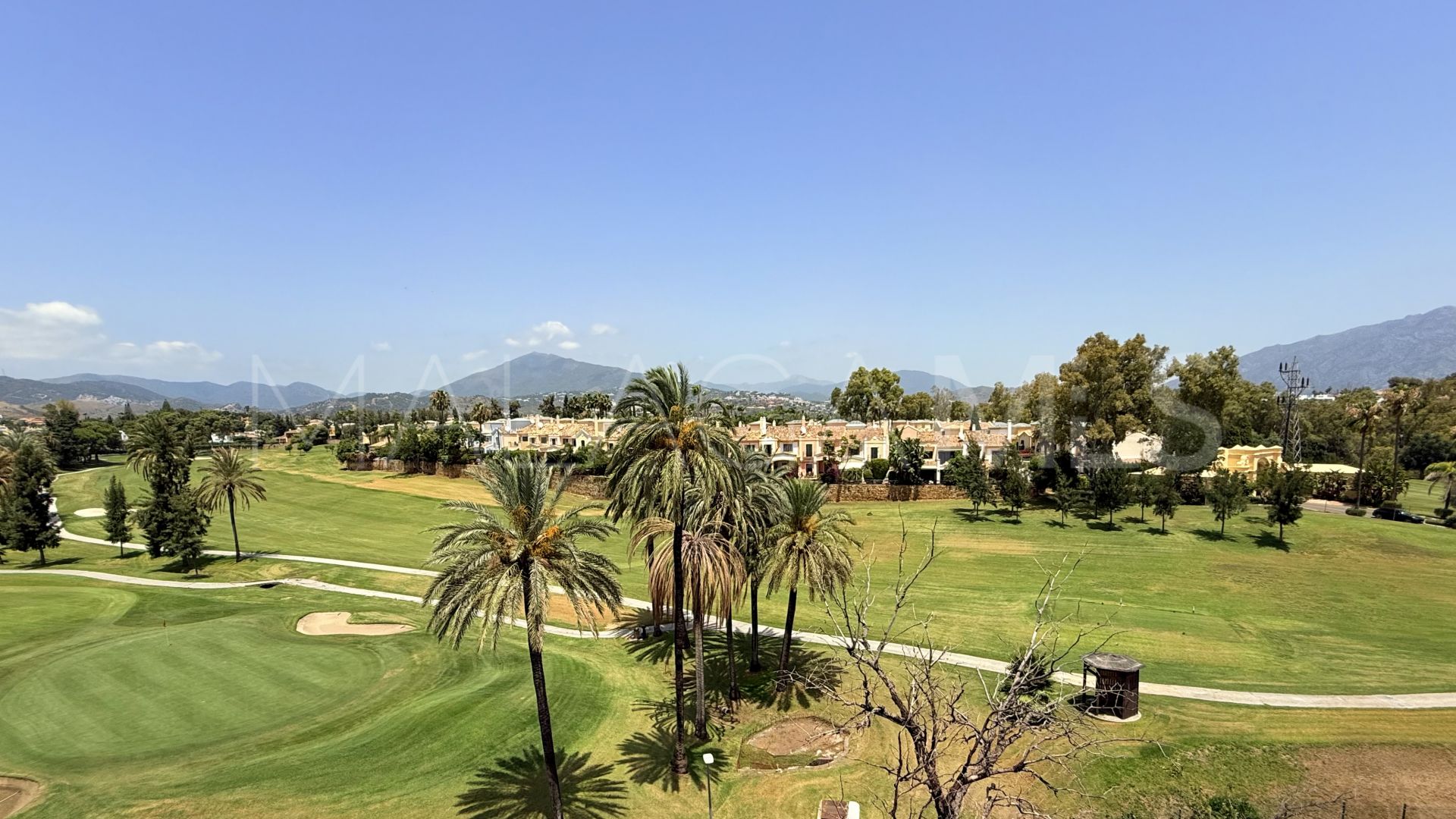 Zweistöckiges penthouse for sale in Campos de Guadalmina